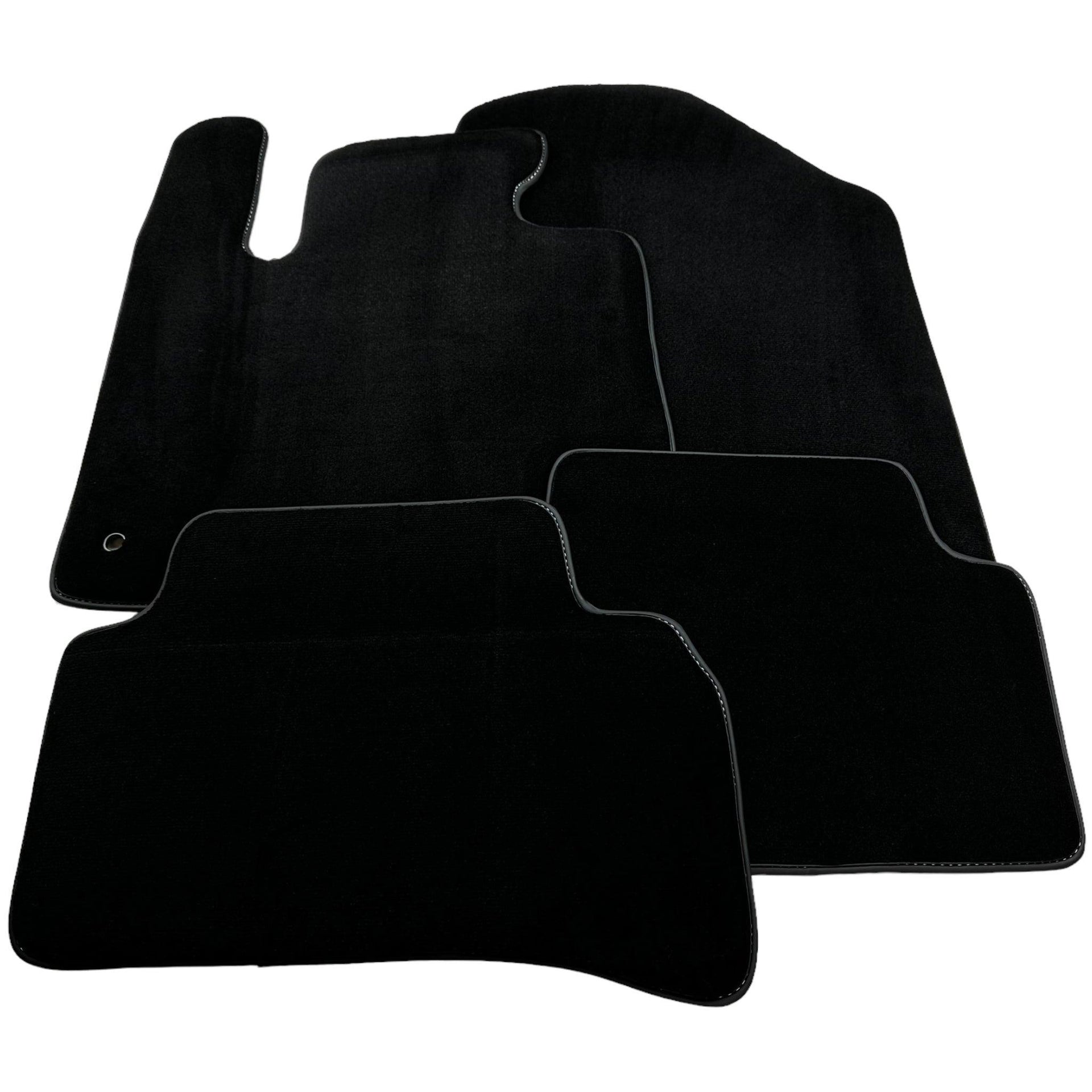 Black Floor Mats for Kia Sorento 5 Seater (2020-2024) - AutoWin
