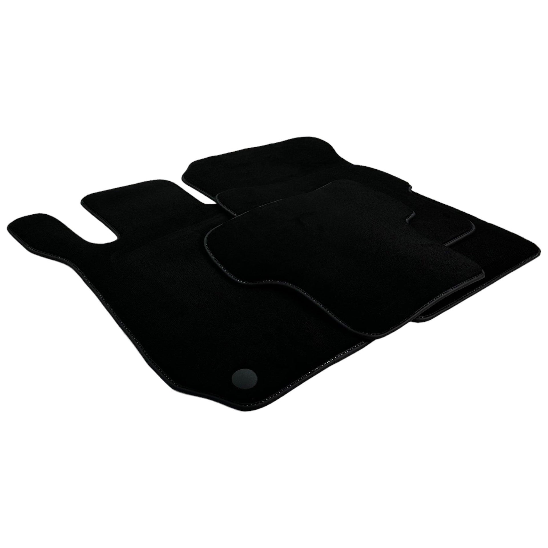 Black Floor Mats For Mercedes-Benz C-Class W204 (2007-2014) - AutoWin