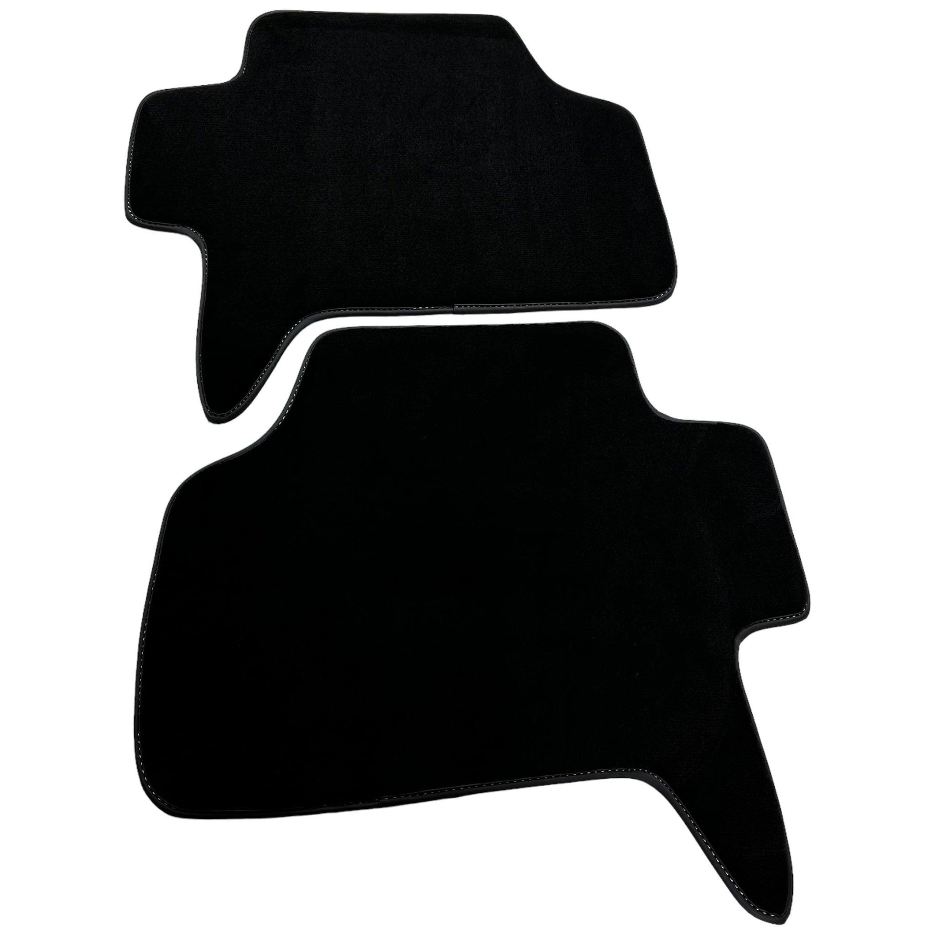 Black Floor Mats For Mitsubishi Pajero 1999-2005 - AutoWin