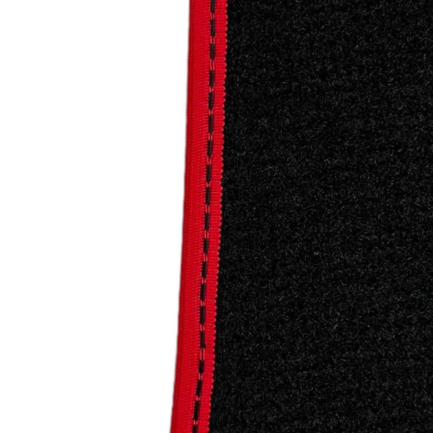 Black Floor Mats For Mitsubishi Pajero III (2000-2004) ER56 Design with Red Trim - AutoWin