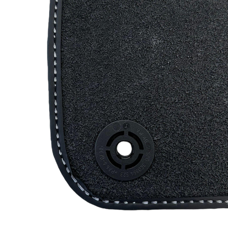 Black Floor Mats for Porsche Panamera (2017-2023) - AutoWin