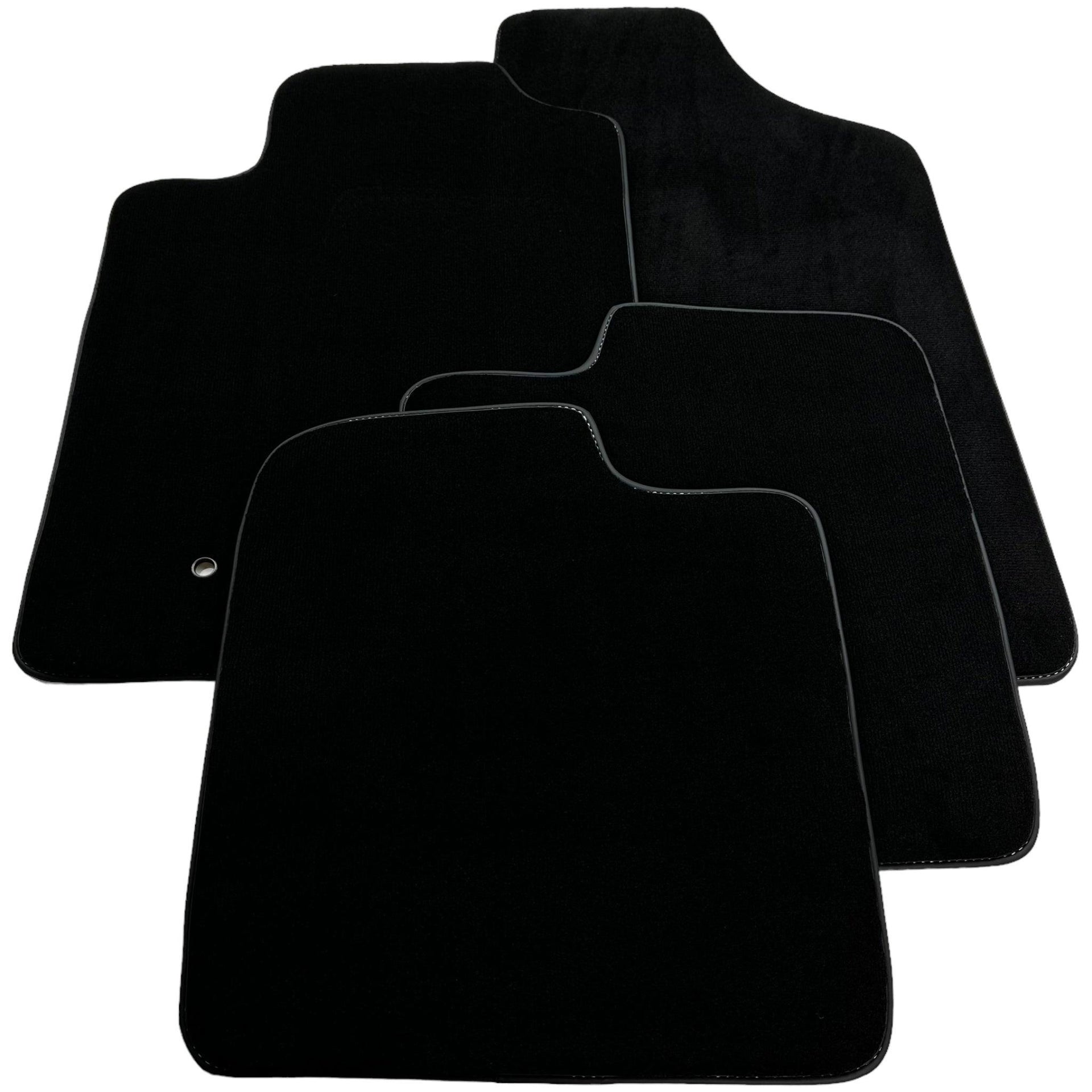 Black Floor Mats For Toyota Corolla E12 (2001-2007) - AutoWin