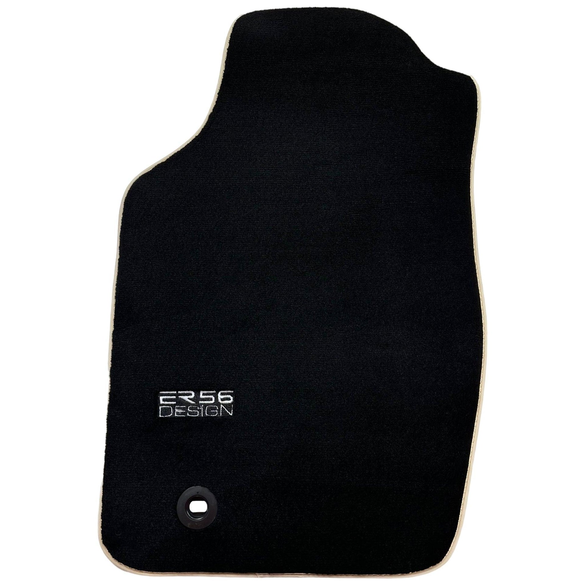 Black Floor Mats For Toyota Hilux (2005-2015) ER56 Design - AutoWin