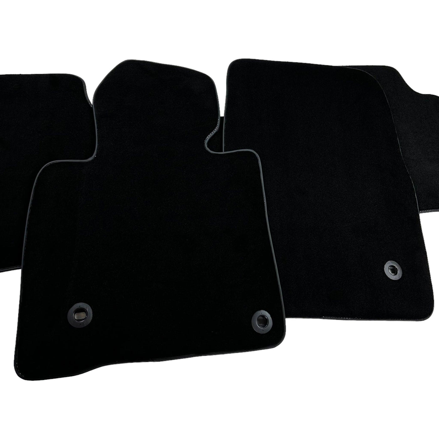 Black Floor Mats For Toyota Land Cruiser 200 (2008-2012) - AutoWin
