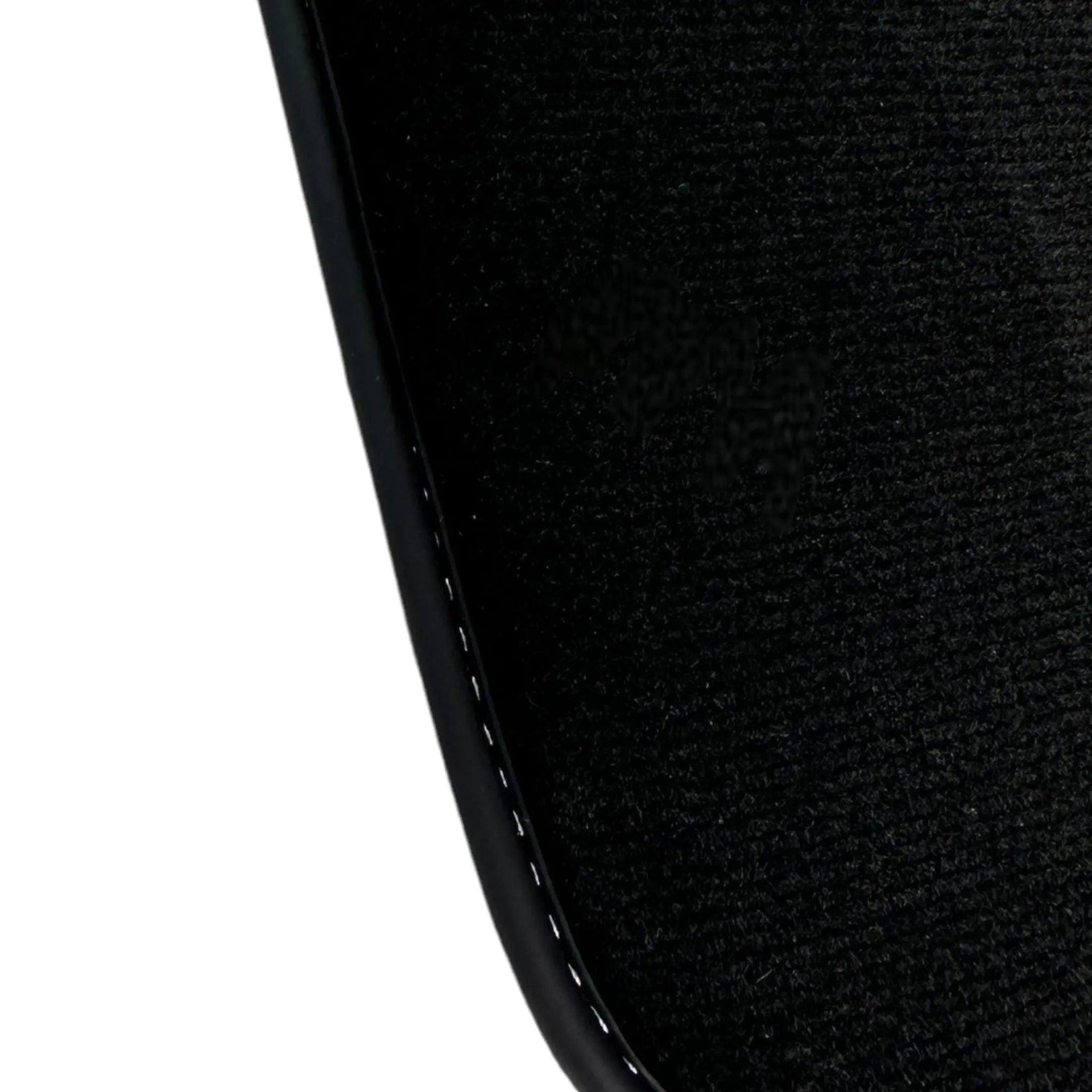 Black Floor Mats For Toyota RAV4 (2006-2013) - AutoWin