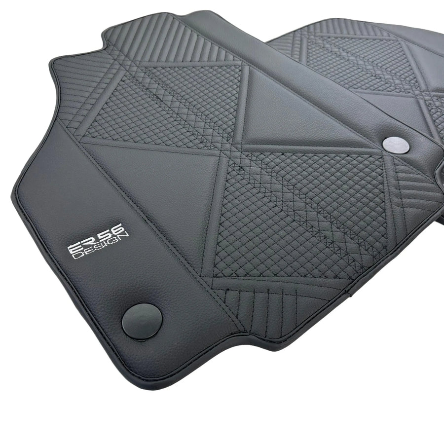 Tapis de sol en cuir noir pour Ferrari F8 Spider (2019-2023) Design ER56 - AutoWin
