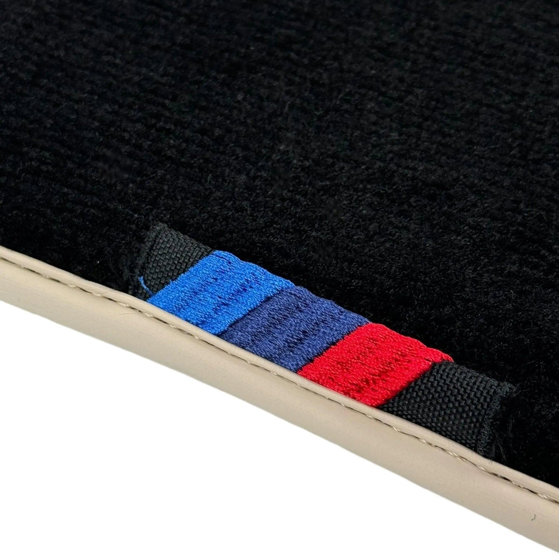 Black Mats For BMW G61 (2023-2026) Touring | Beige Trim - AutoWin