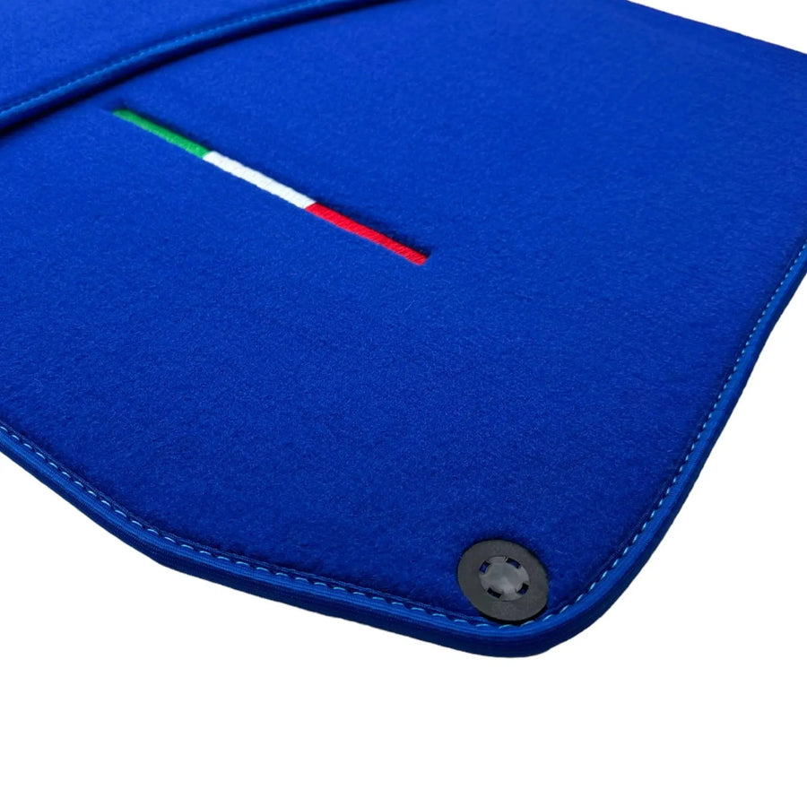 Tapis de sol bleu pour Ferrari Portofino (2018-2023) Édition Italienne - AutoWin