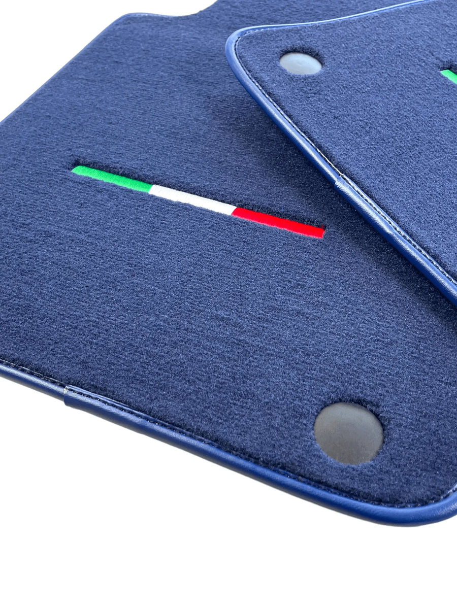 Tapis de sol bleu foncé pour Ferrari 599 Coupe 2006-2012 Édition Italienne - AutoWin