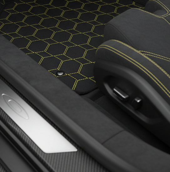 Customizable Leather Floor Mats with ER56 Pattern for Lamborghini Centenario (2016-2017) - AutoWin