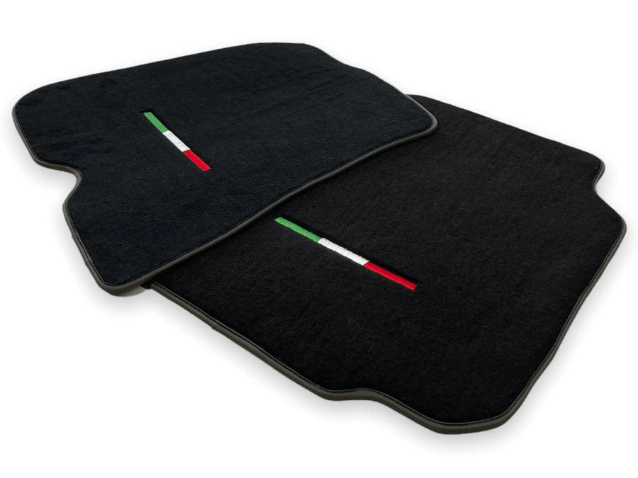 Tapis de sol pour Ferrari 812 Superfast en noir, tapis sur mesure avec emblème italien
