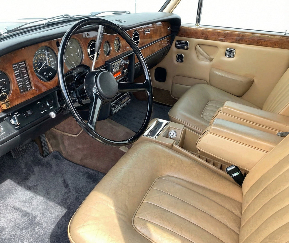 Interior look of floor mats for Floor Mats For Rolls Royce Shadow 1965-1977 Gray