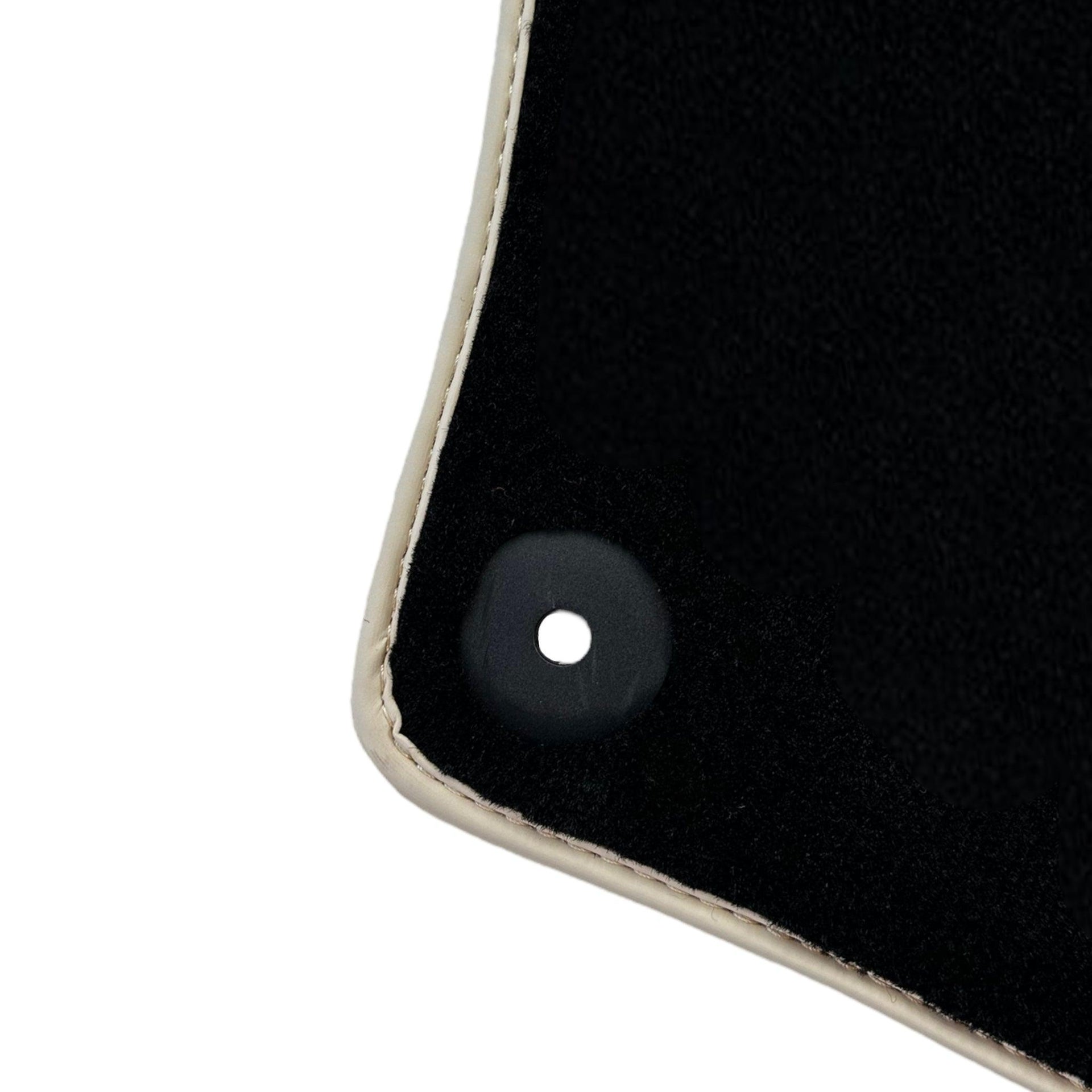 Black Floor Mats for Porsche Cayenne (2010-2018) - AutoWin