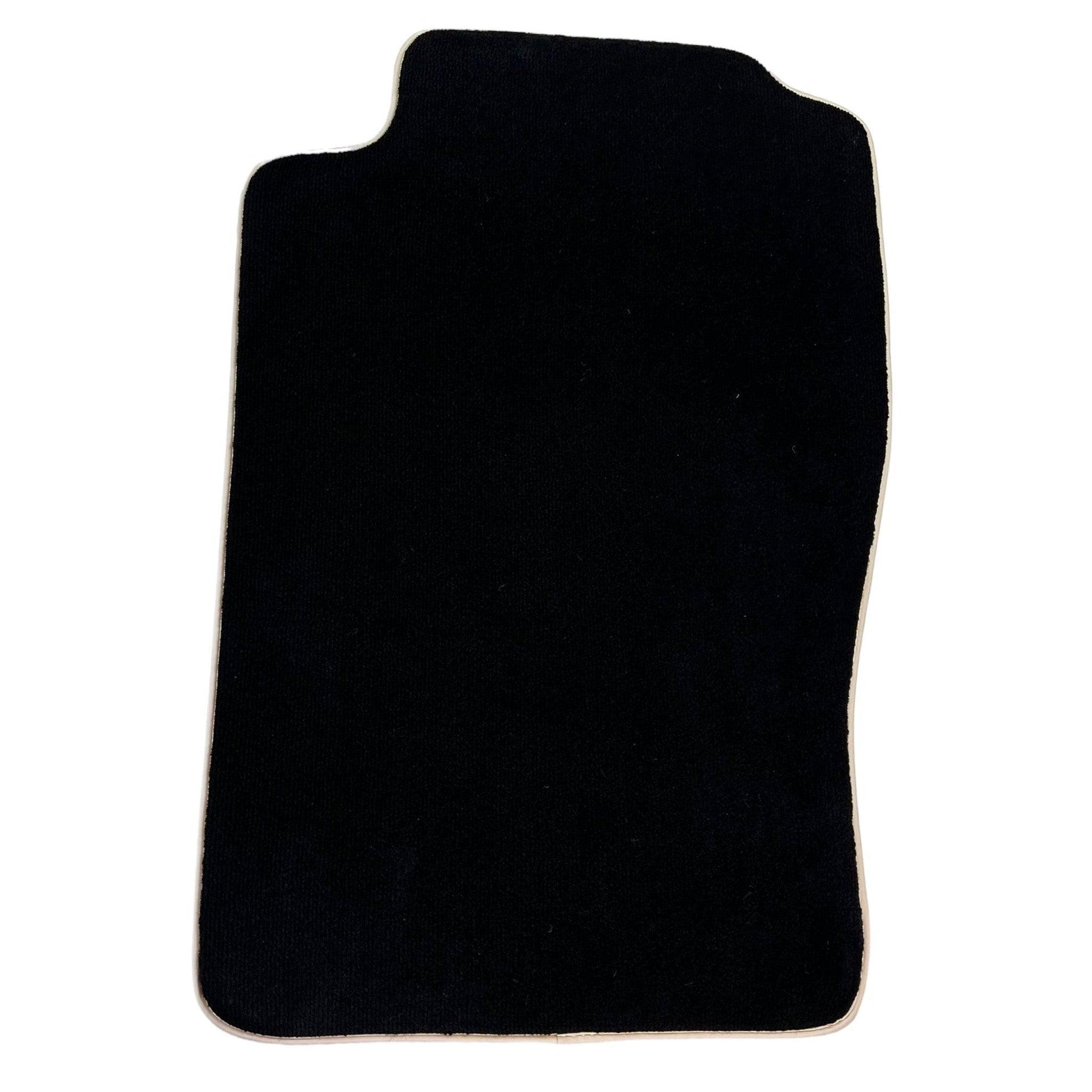 Black Floor Mats For Nissan Patrol (1997-2006) - AutoWin