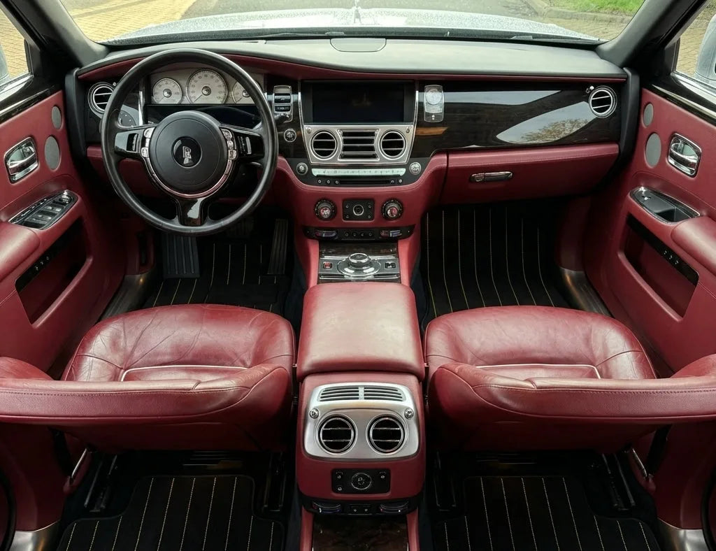 Interior look of floor mats for Rolls Royce Ghost Series I (2010–2020)