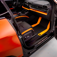 Tappetini per auto neri personalizzabili per Lamborghini Urus con pelle arancione