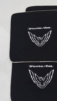 Tappetini auto neri con finiture beige per Pontiac FireBird di terza generazione (1982-1992) Trans Am