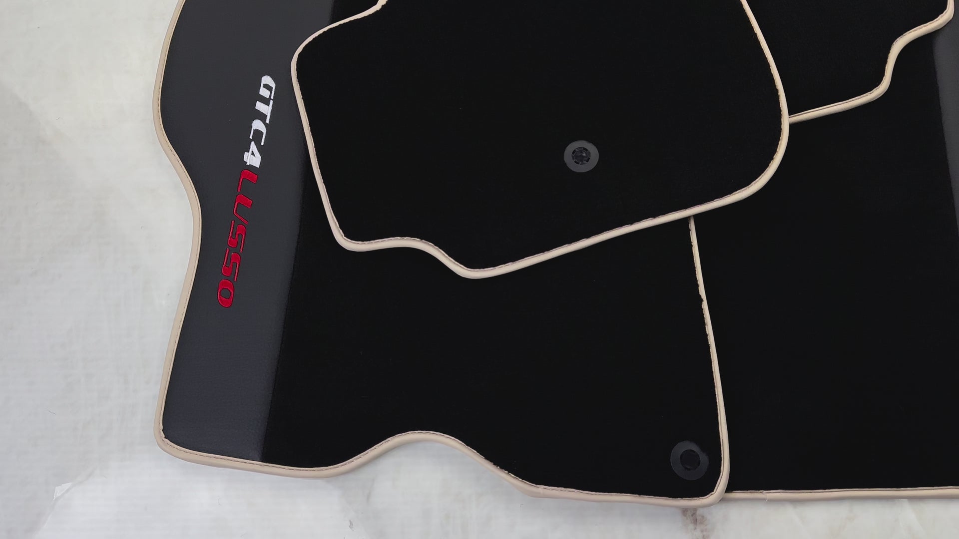 Alfombrillas Negras para Auto Ferrari GTC4 Lusso (2016-2023) con Cuero | Ribete Beige - AutoWin