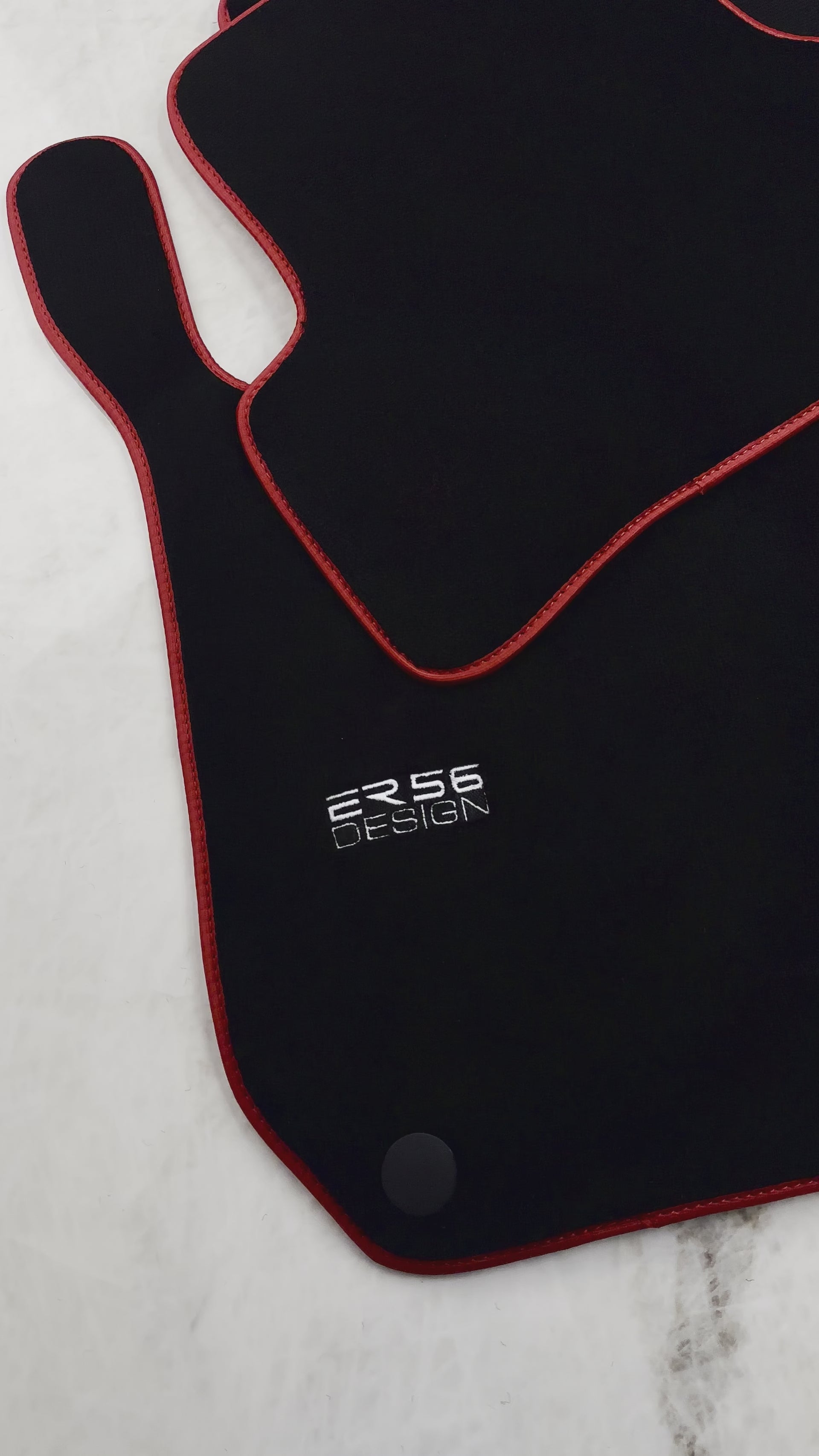 Alfombrillas negras para coche para Mercedes-Benz Clase C W204 Coupé 2012-2015 Diseño ER56 con ribete rojo - ER56 Design