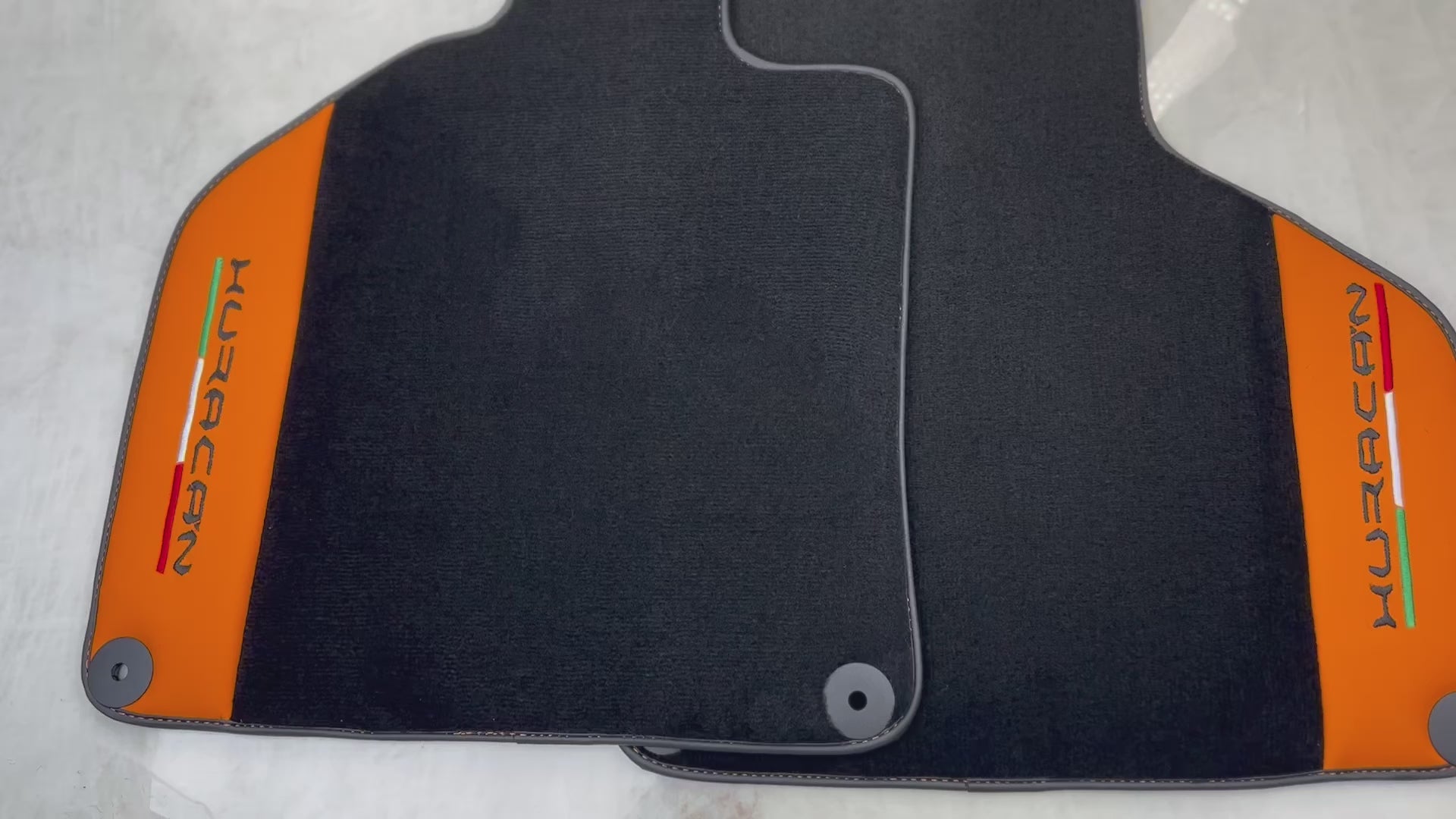 Alfombrillas negras para coches para Lamborghini Huracan con cuero Nappa naranja (Arancia Leonis) - AutoWin.EU