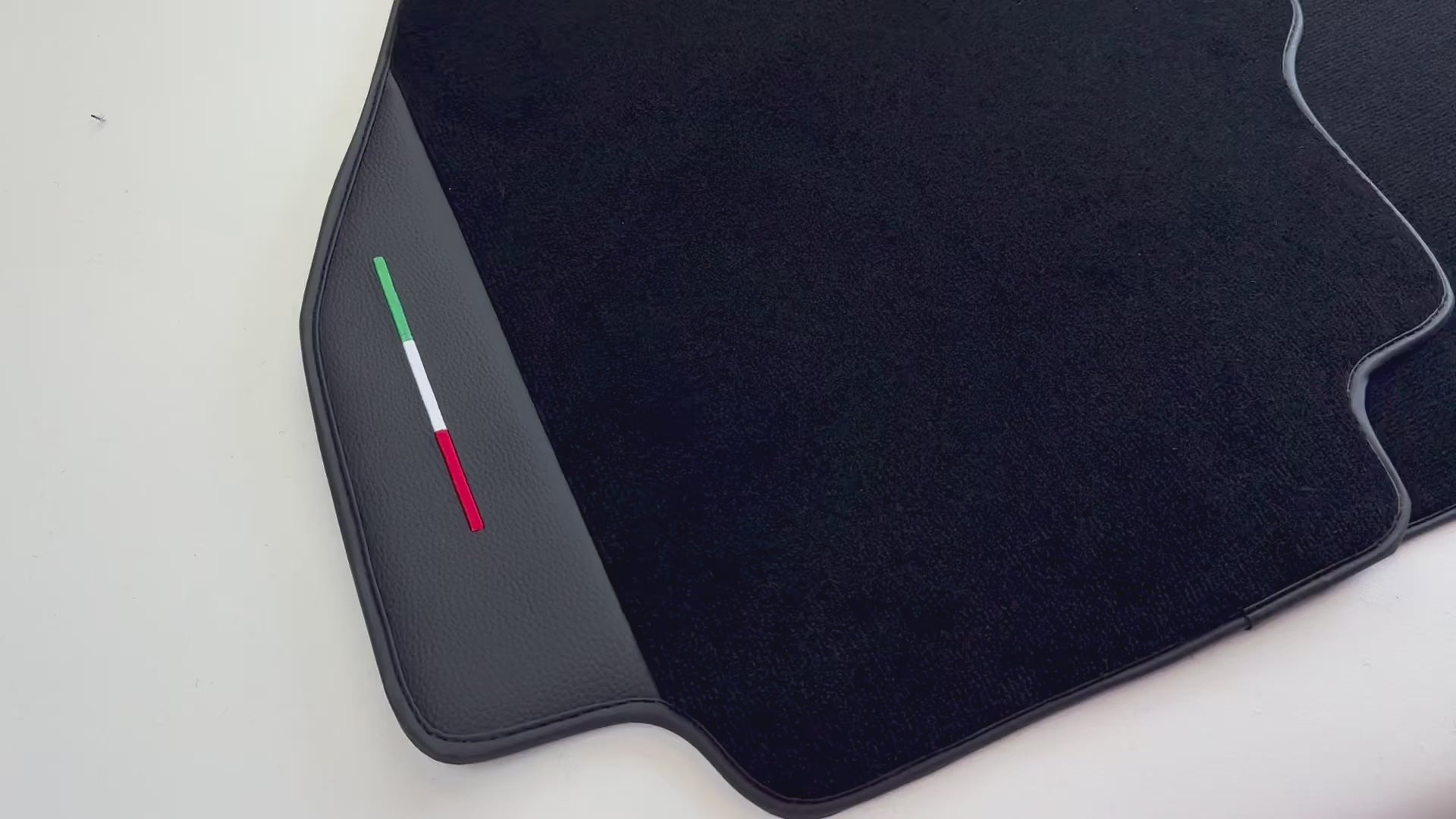 Alfombrillas para Ferrari 328 GTS 1985-1989 en piel | Edición Italiana - AutoWin.EU