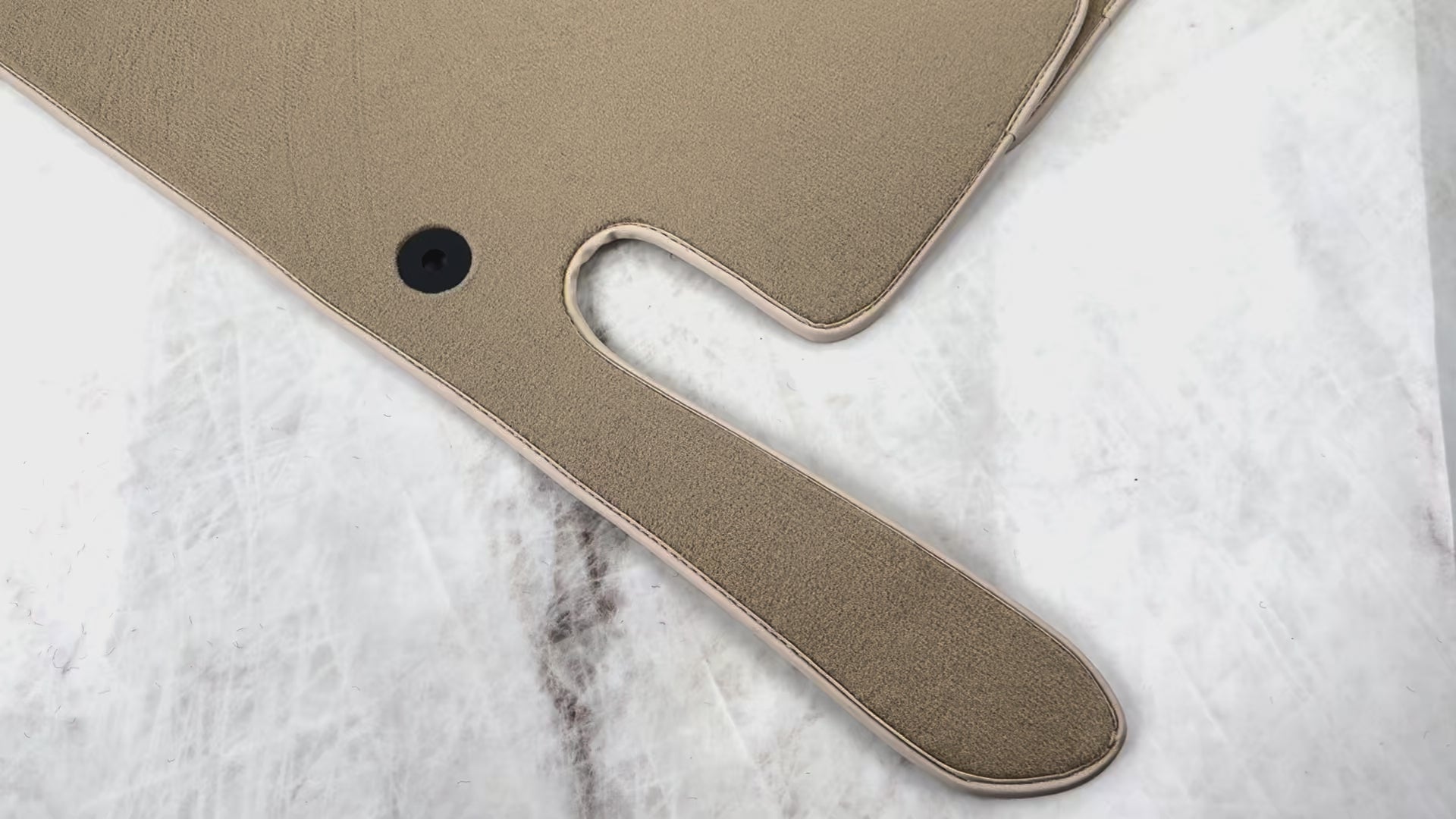 Alfombrillas beige para Chevrolet Corvette C5 (1997-2004) con ribete beige - AutoWin