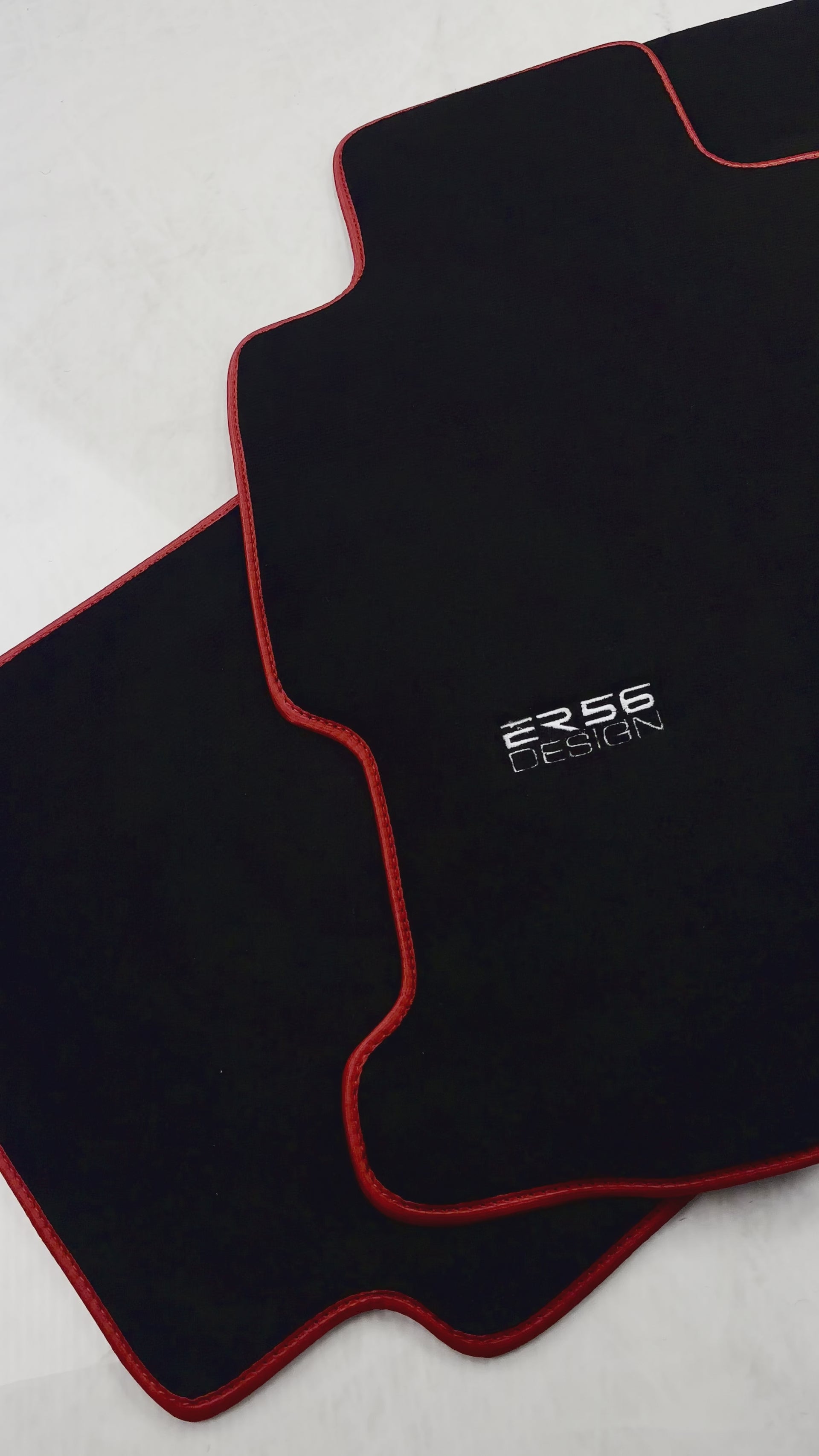 Alfombrillas de coche negras para Honda Civic VII (2001-2005) diseño ER56 con ribete rojo - ER56 Design