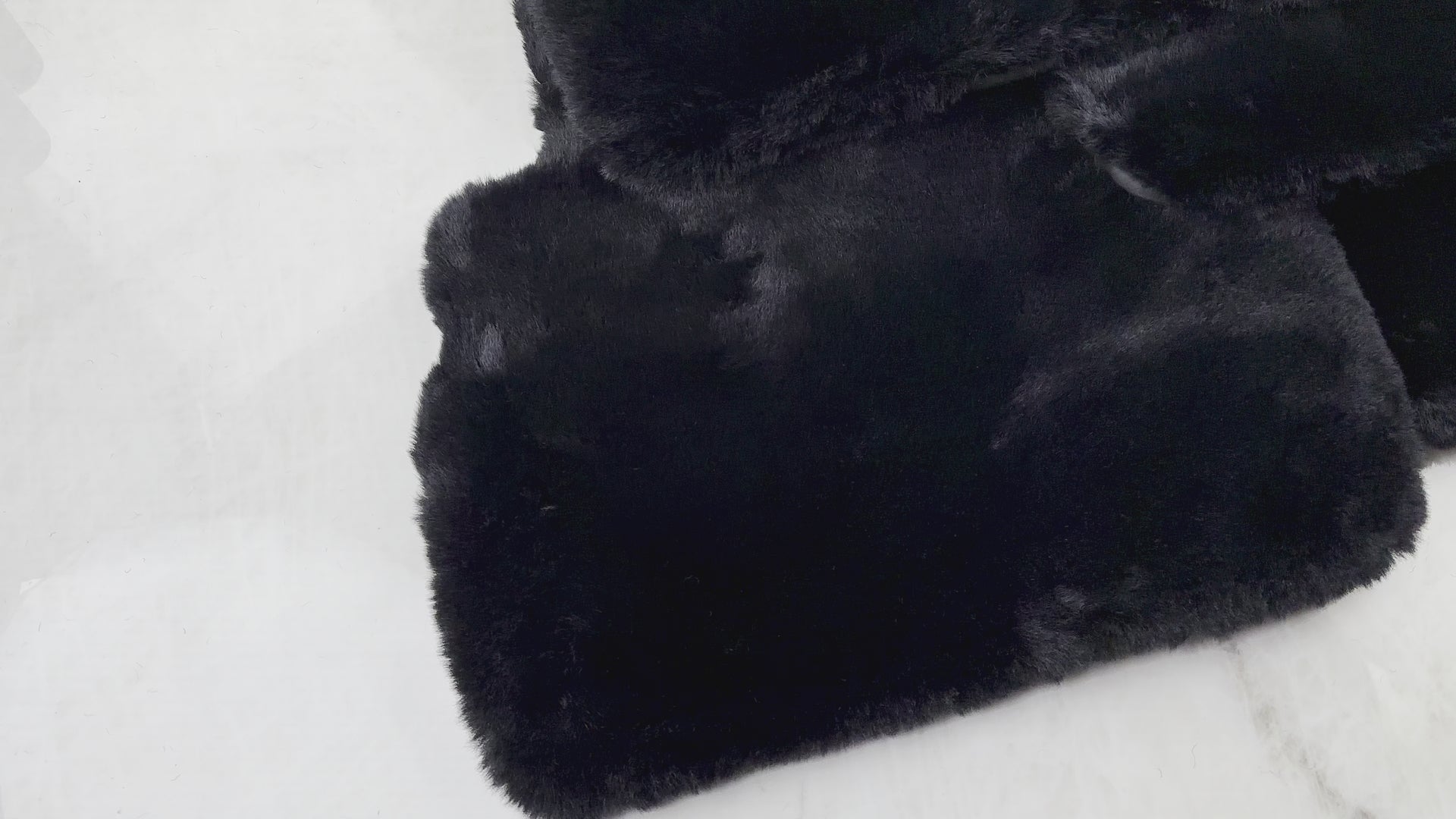 Black Sheepskin Floor Mats For Mercedes Benz E-Class W213 Sedan (2020-2023) | ER56 Design - ER56 Design