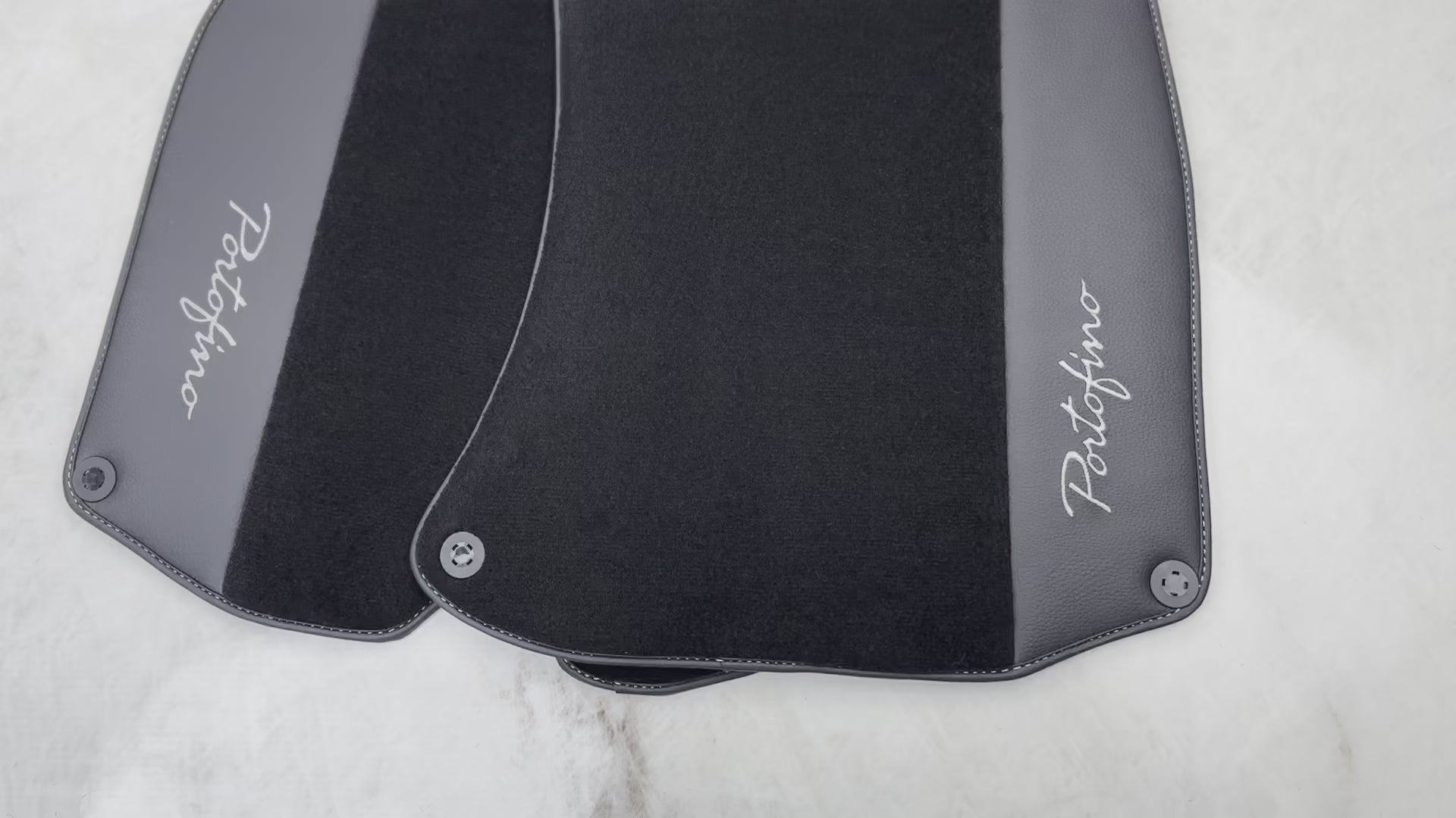 سجادات سيارات سوداء لفيراري بورتوفينو (2018-2023) مع جلد - AutoWin