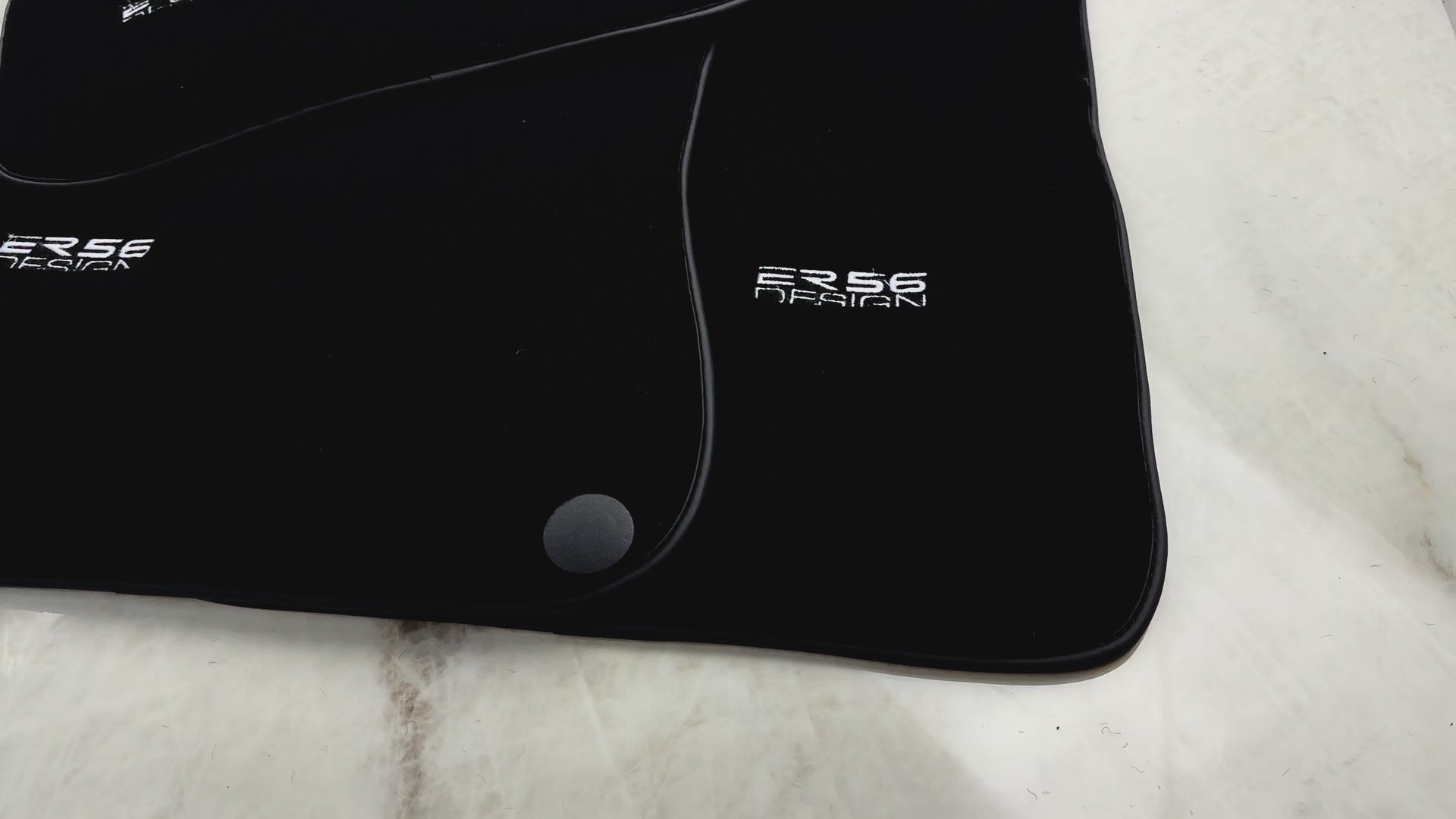 Tapis de voiture de luxe noir pour Mercedes Benz C-Class W203 Sedan (2000-2007) | Design ER56 - AutoWin