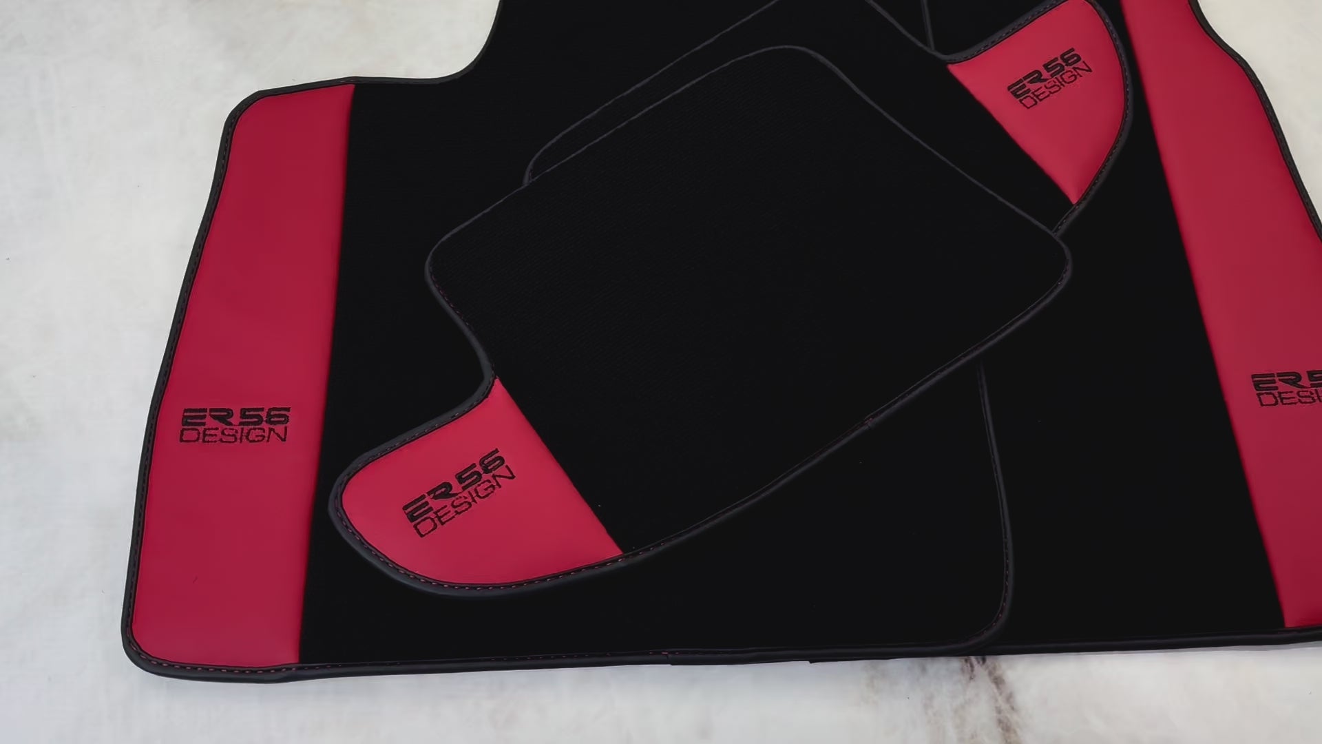 Tapetes de coche negros para Bentley Continental GT (2003–2011) con cuero rojo | Diseño ER56 - AutoWin