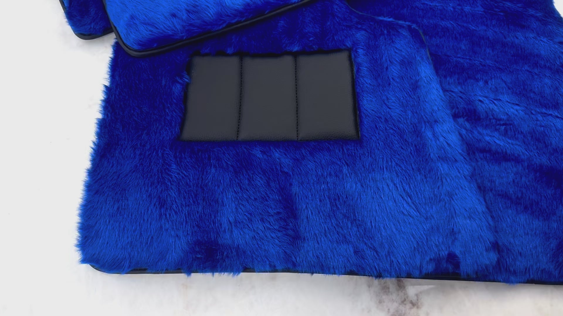 Tapis de voiture en peau de mouton bleue pour Rolls-Royce Dawn (2016-2023) - AutoWin