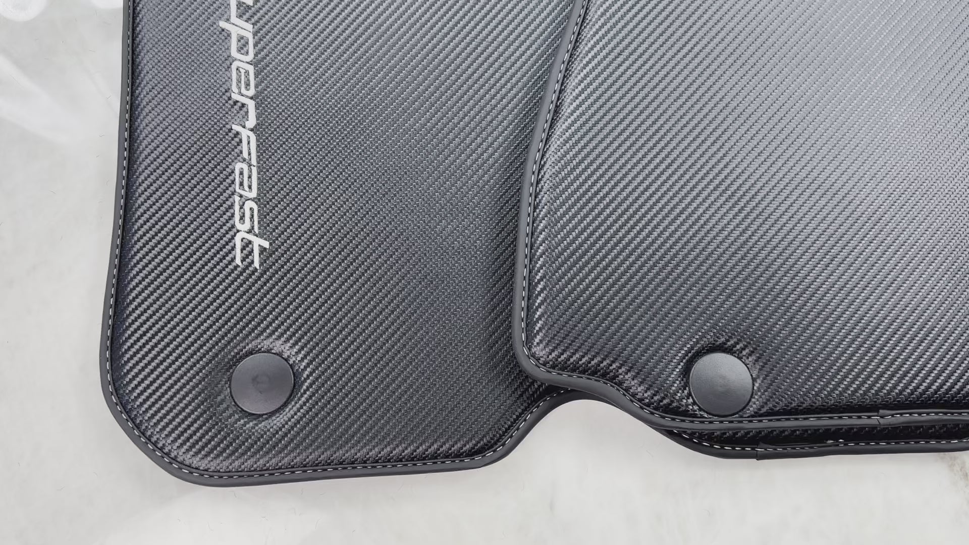 Alfombrillas de coche de cuero de fibra de carbono para Ferrari 812 Superfast - AutoWin