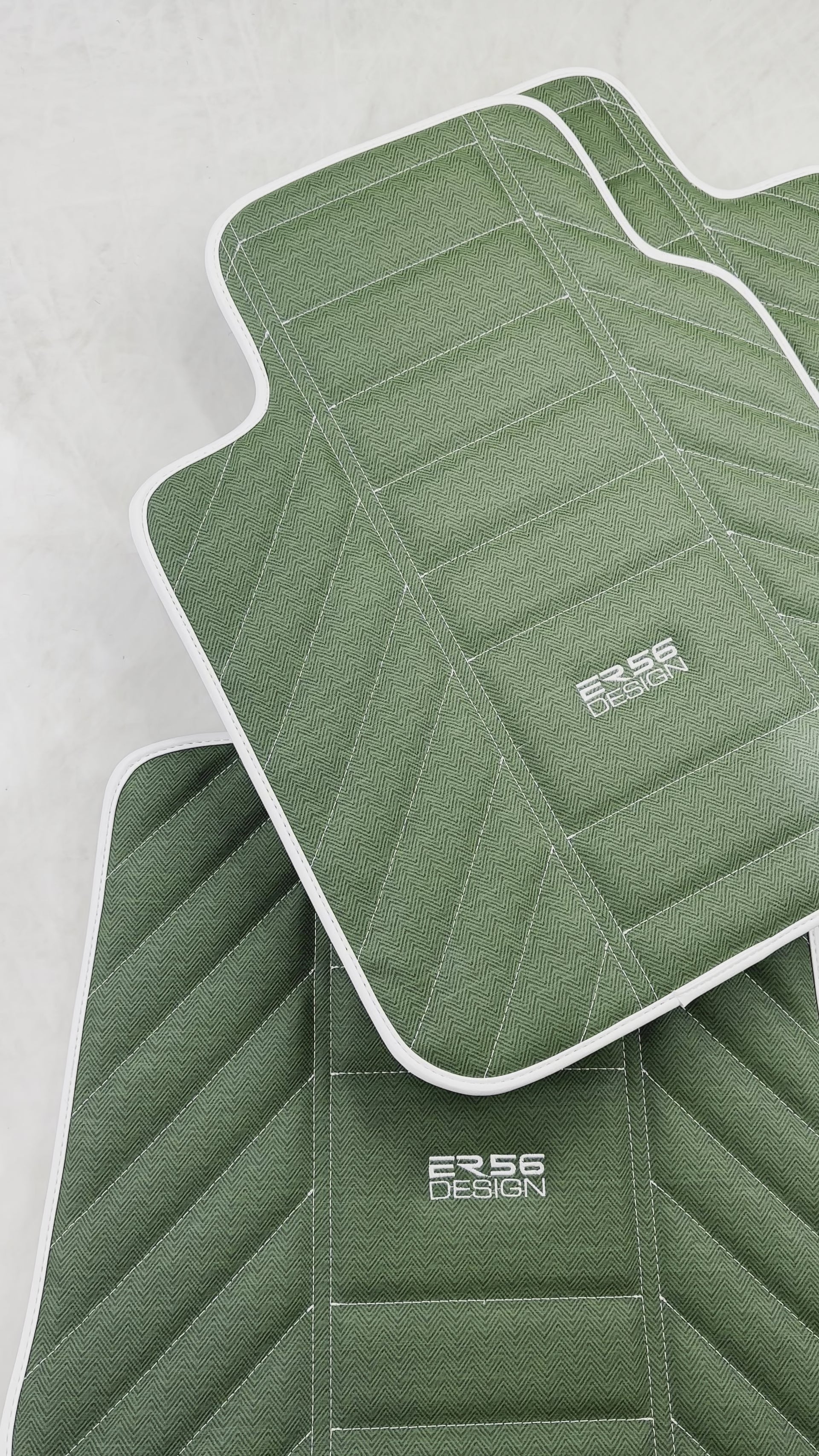 Alfombrillas de cuero verde para Rolls-Royce Cullinan RR31 (2018-2025) Diseño ER56 - ER56 Design