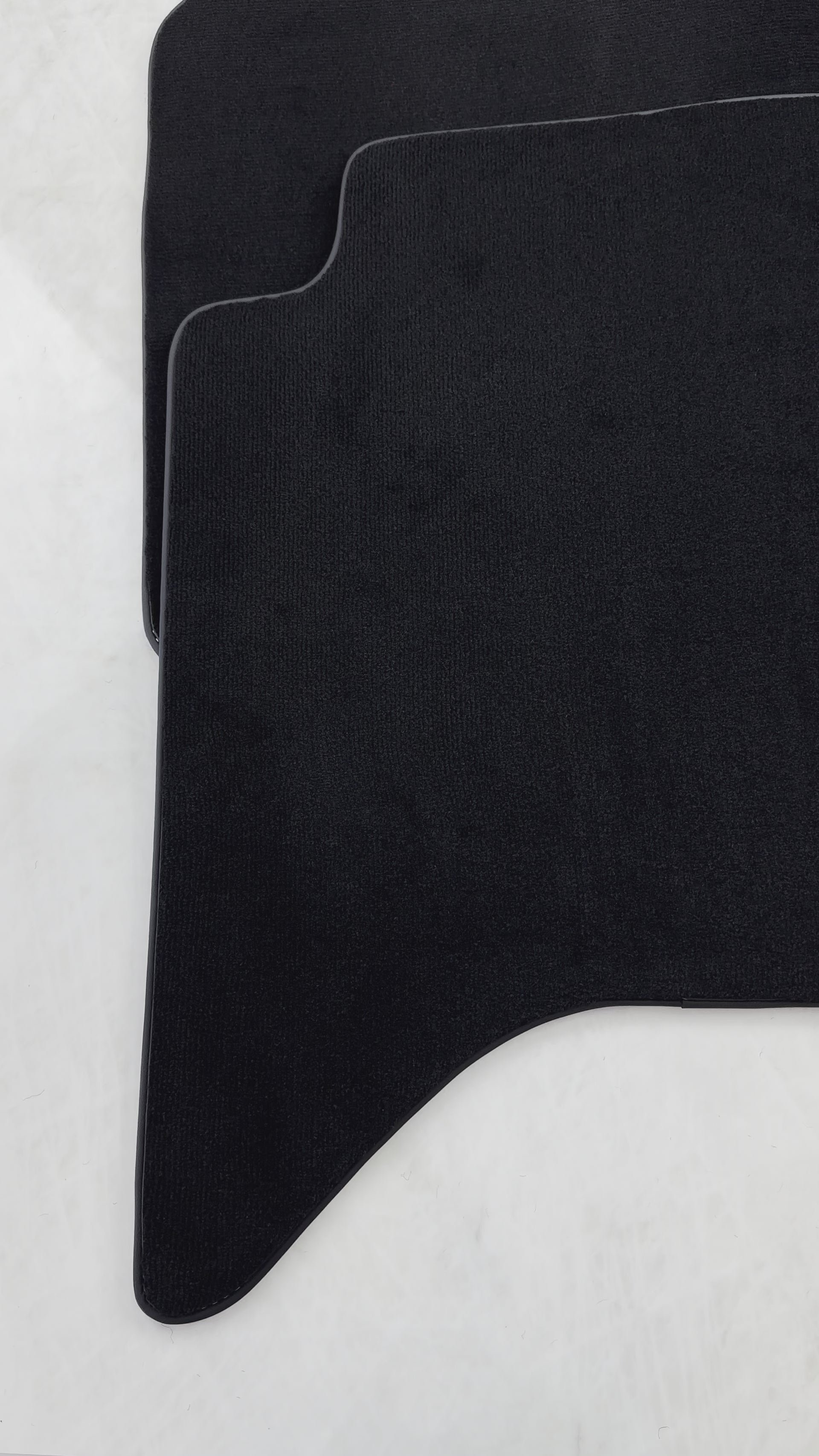 Alfombrillas negras para Toyota Hilux (2005-2015) - AutoWin