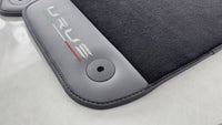 Tapis de voiture noirs pour Lamborghini Urus avec cuir gris foncé