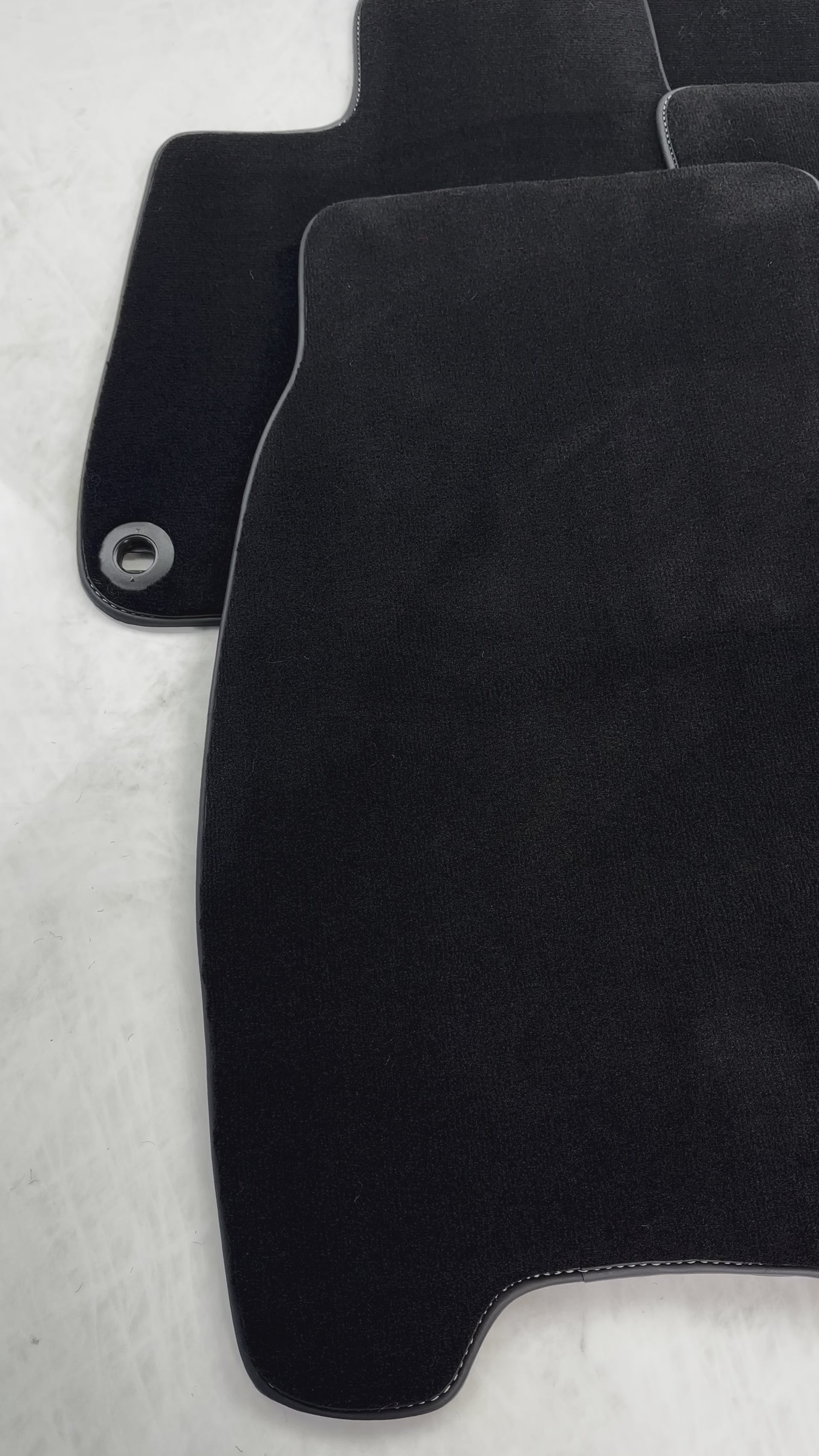 Black Floor Mats For Honda Civic VIII (2008-2011) - AutoWin