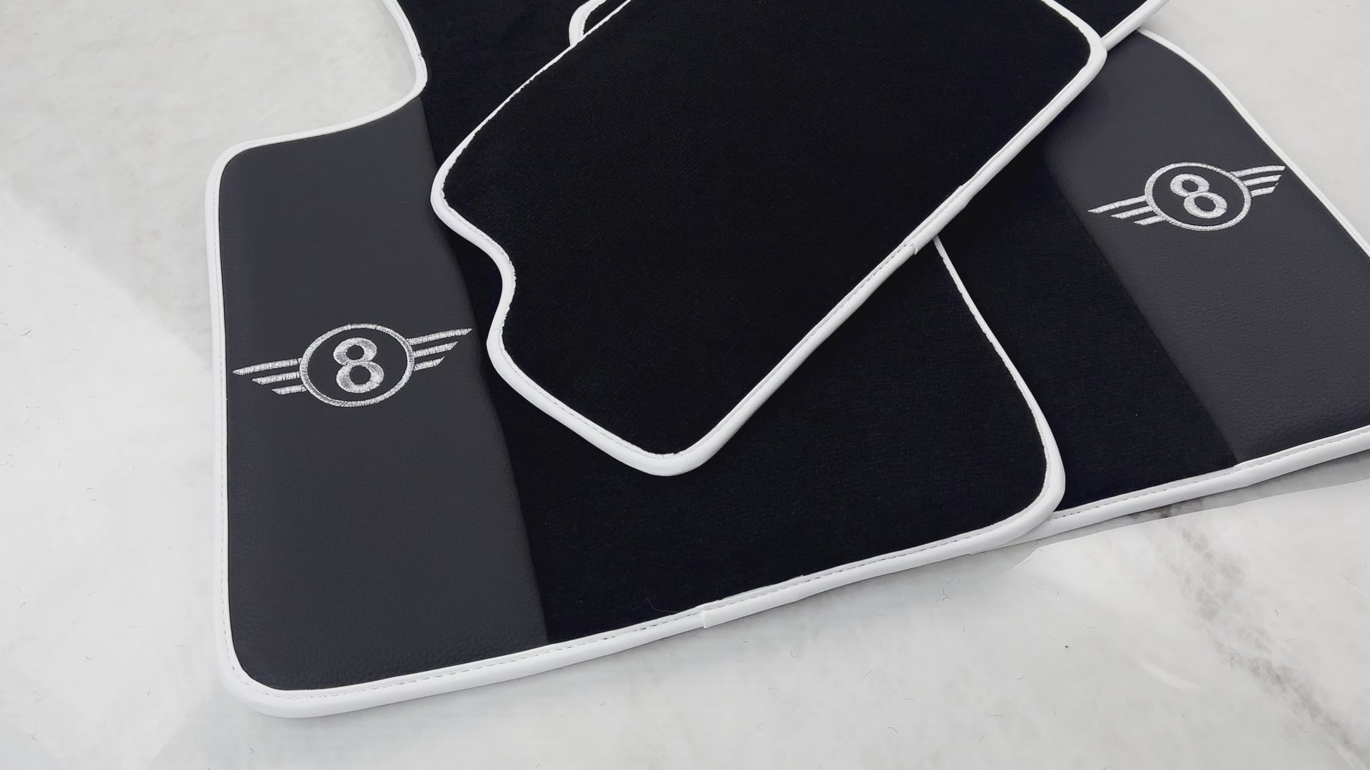 Tapis de voiture noir pour Mini Cooper / One R56 (2007-2014) avec cuir | Bord blanc - AutoWin