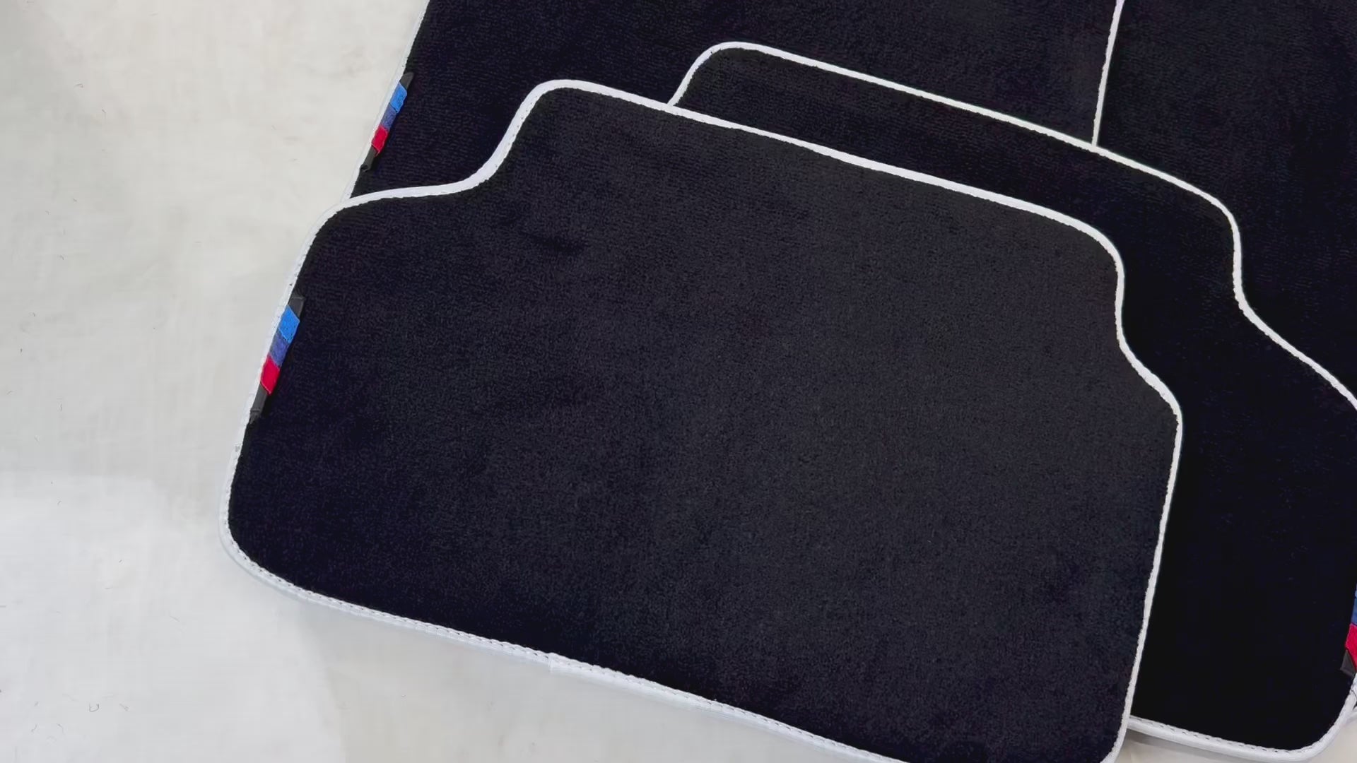 Alfombrillas Negras Para BMW Serie 5 G30 | Borde blanco - AutoWin