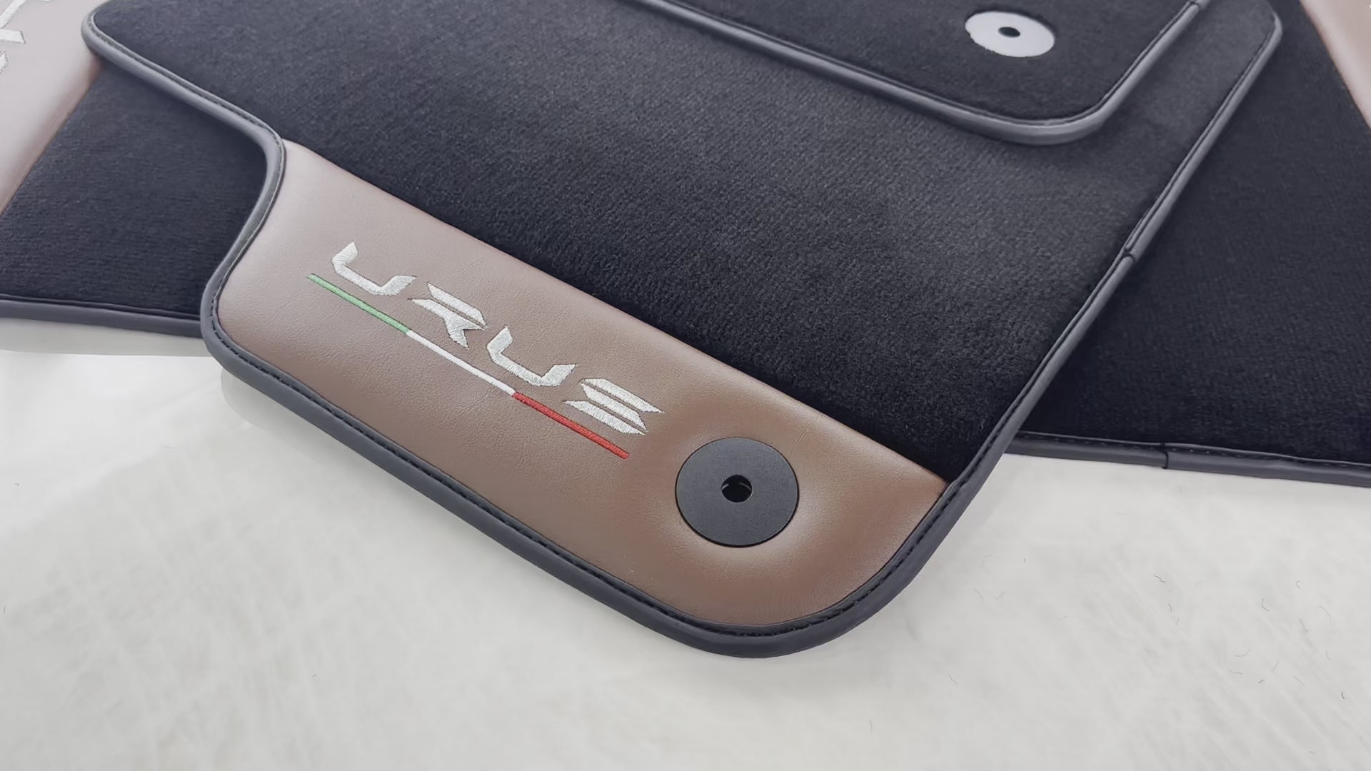 Tappetini per auto neri per Lamborghini Urus con pelle marrone - AutoWin.EU