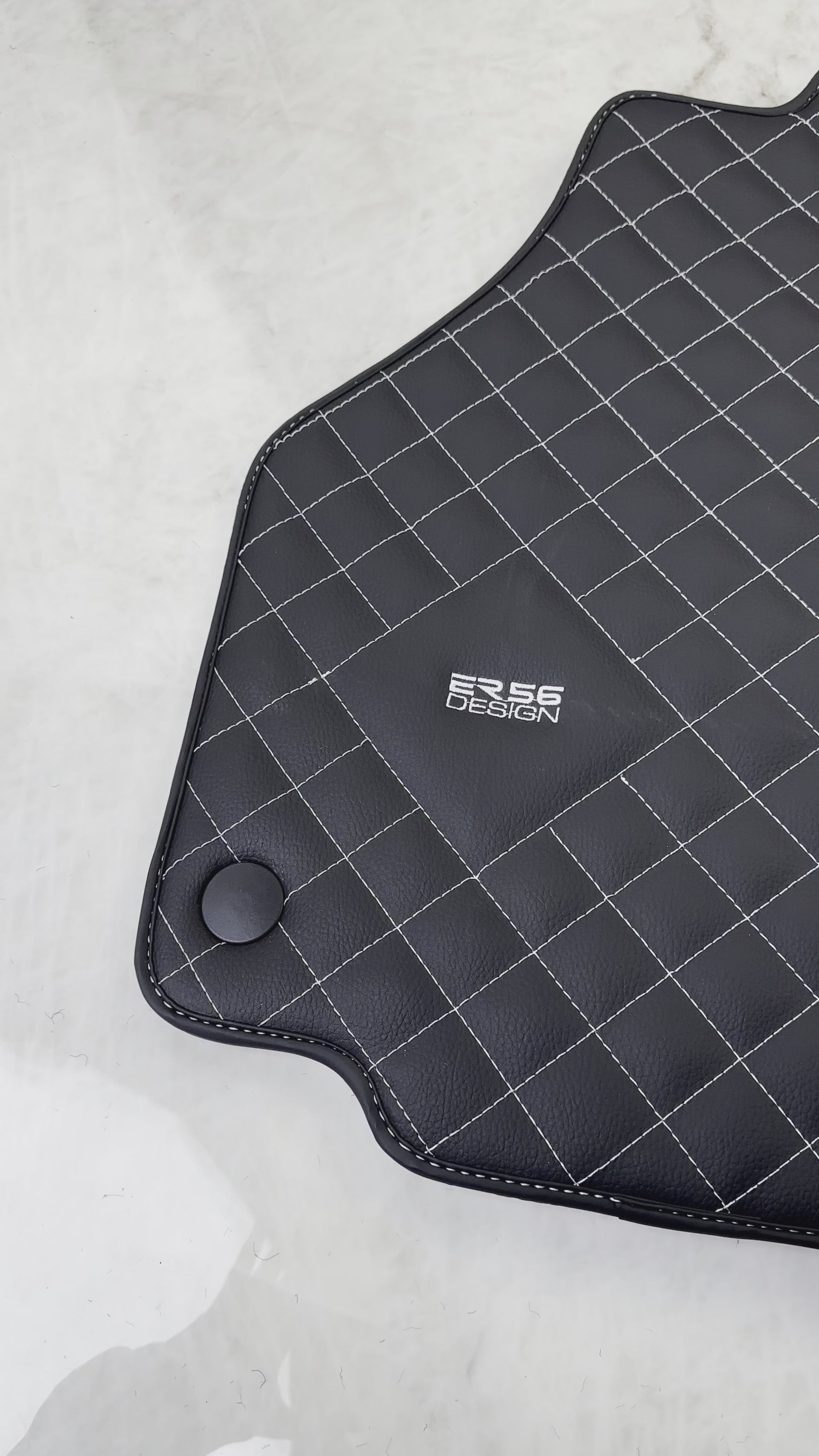 Alfombras de coche de cuero para Ferrari 458 Spider (2012-2015) con diseño de costura blanca ER56 - AutoWin