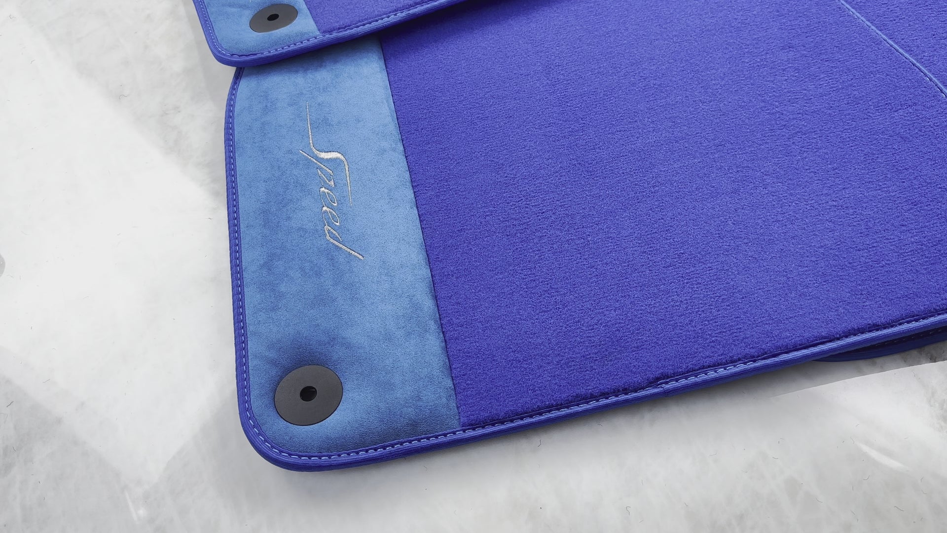 Tapis de voiture bleus pour Bentley Bentayga (2015-2023) en cuir Alcantara - AutoWin