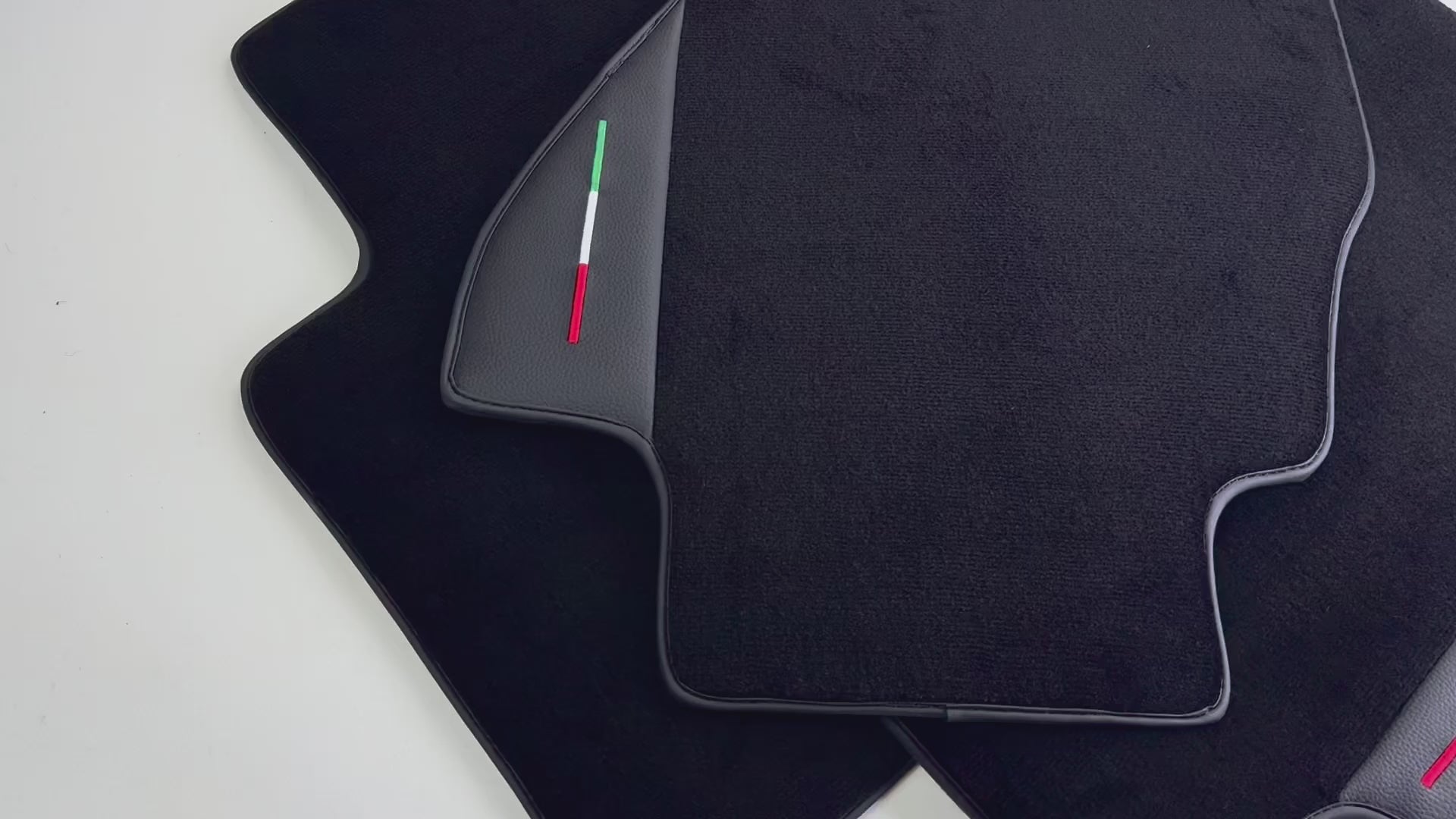 Tappeti per auto neri per Ferrari Dino 308 GT4 (1973-1979) in pelle | Edizione Italiana - AutoWin.EU