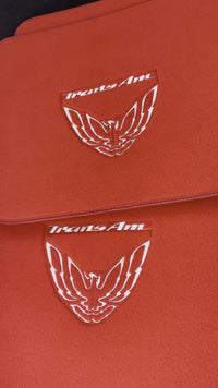 Tapis de voiture rouge pour Pontiac FireBird (1993-2002) avec logo Trans Am