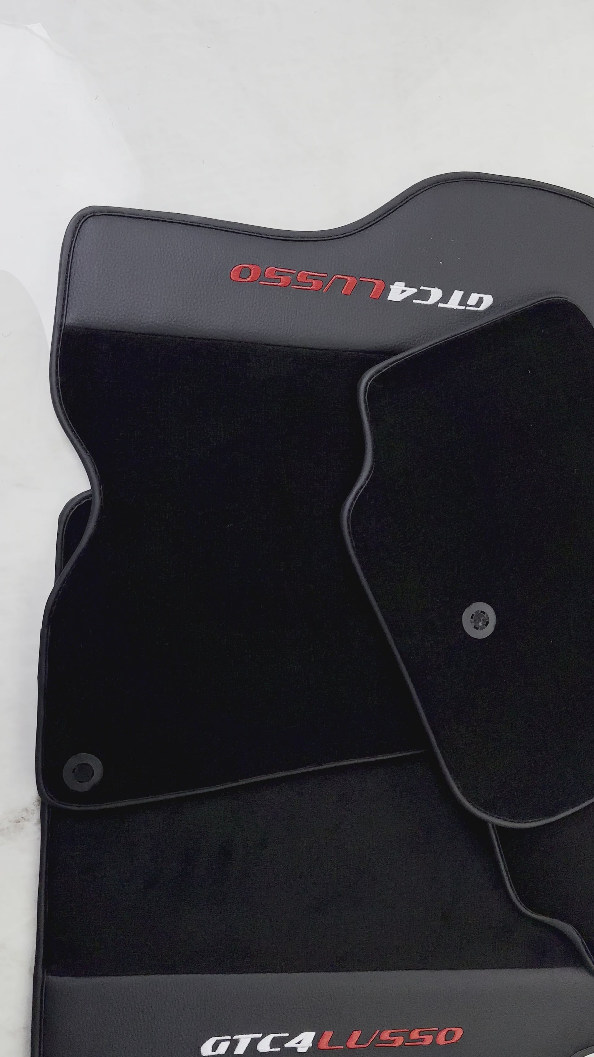 Tappetini per Auto Neri per Ferrari GTC4 Lusso (2016-2023) con Pelle - AutoWin