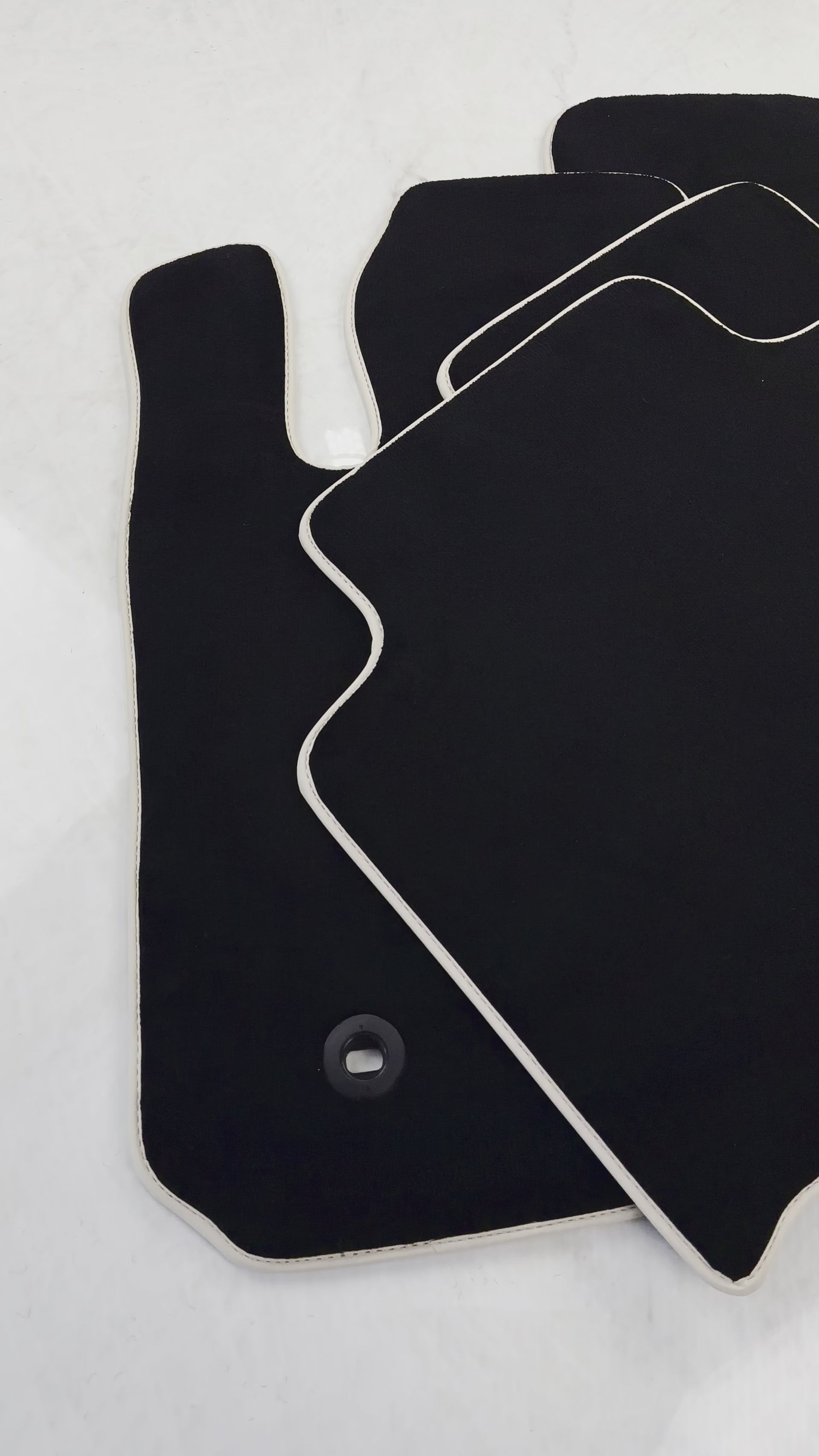 Alfombrillas negras para coches Toyota RAV4 (2006-2013) - AutoWin