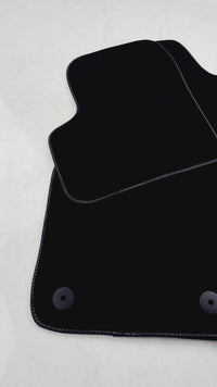 حصائر سيارات سوداء لفيات 500 (2020 - 2024) هايبرد | حواف سوداء