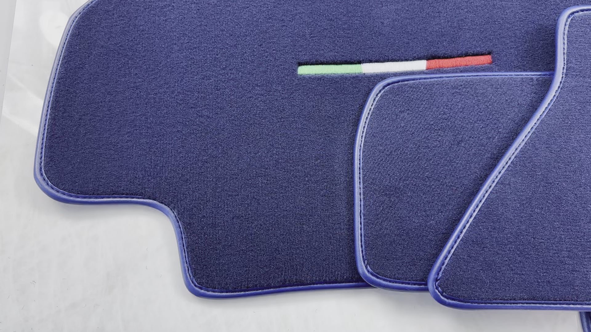 سجاد سيارات باللون الأزرق الداكن لفerras 512 TR 1992-1994 - AutoWin