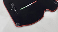 Tapis de voiture noirs pour Ferrari Portofino (2018-2023) Édition italienne avec garniture rouge