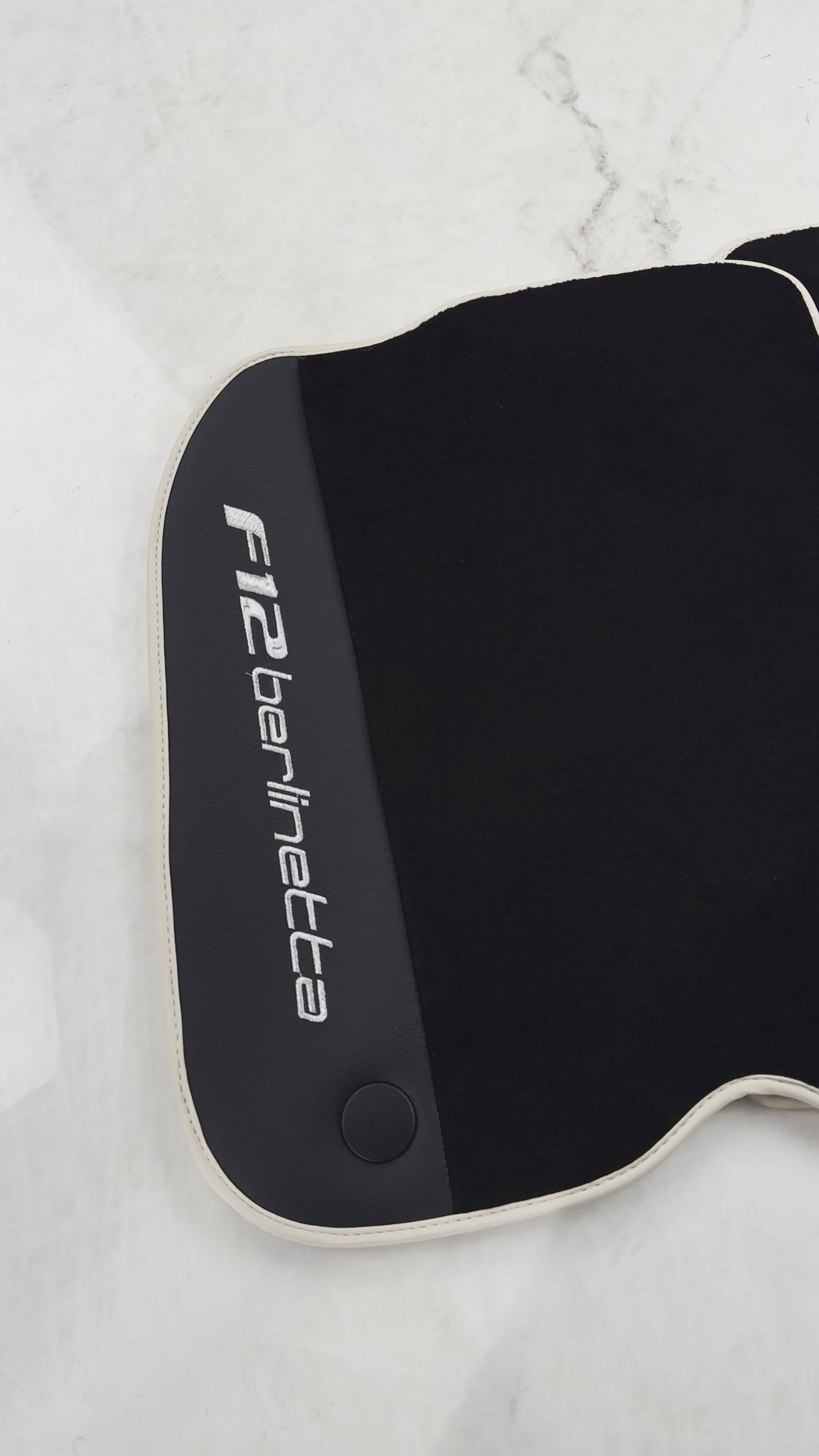 Alfombrillas negras para Ferrari F12 Berlinetta (2012-2022) con cuero - AutoWin